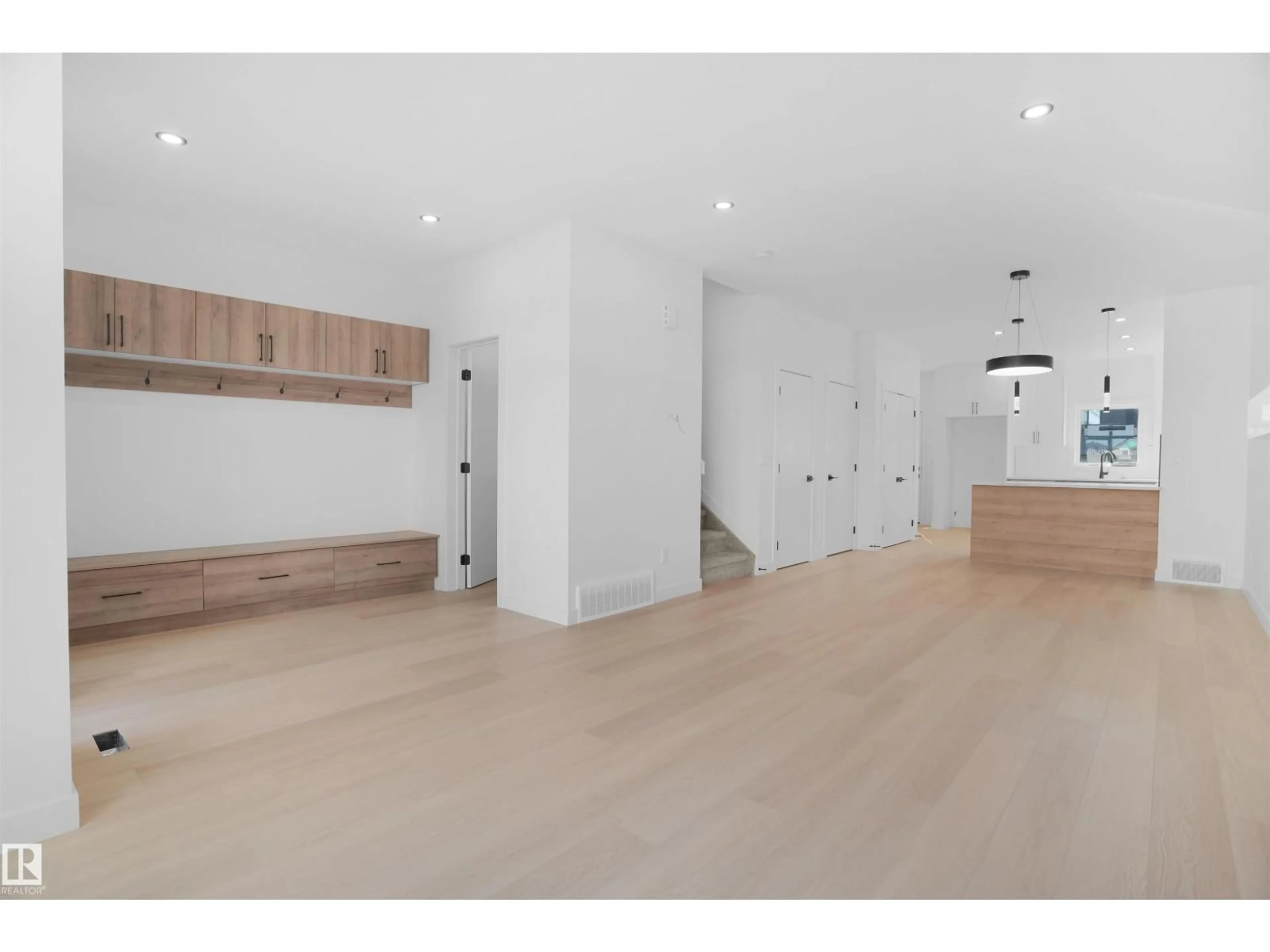 Unknown for 84 BLACKBIRD BN, Fort Saskatchewan Alberta T8L1X5