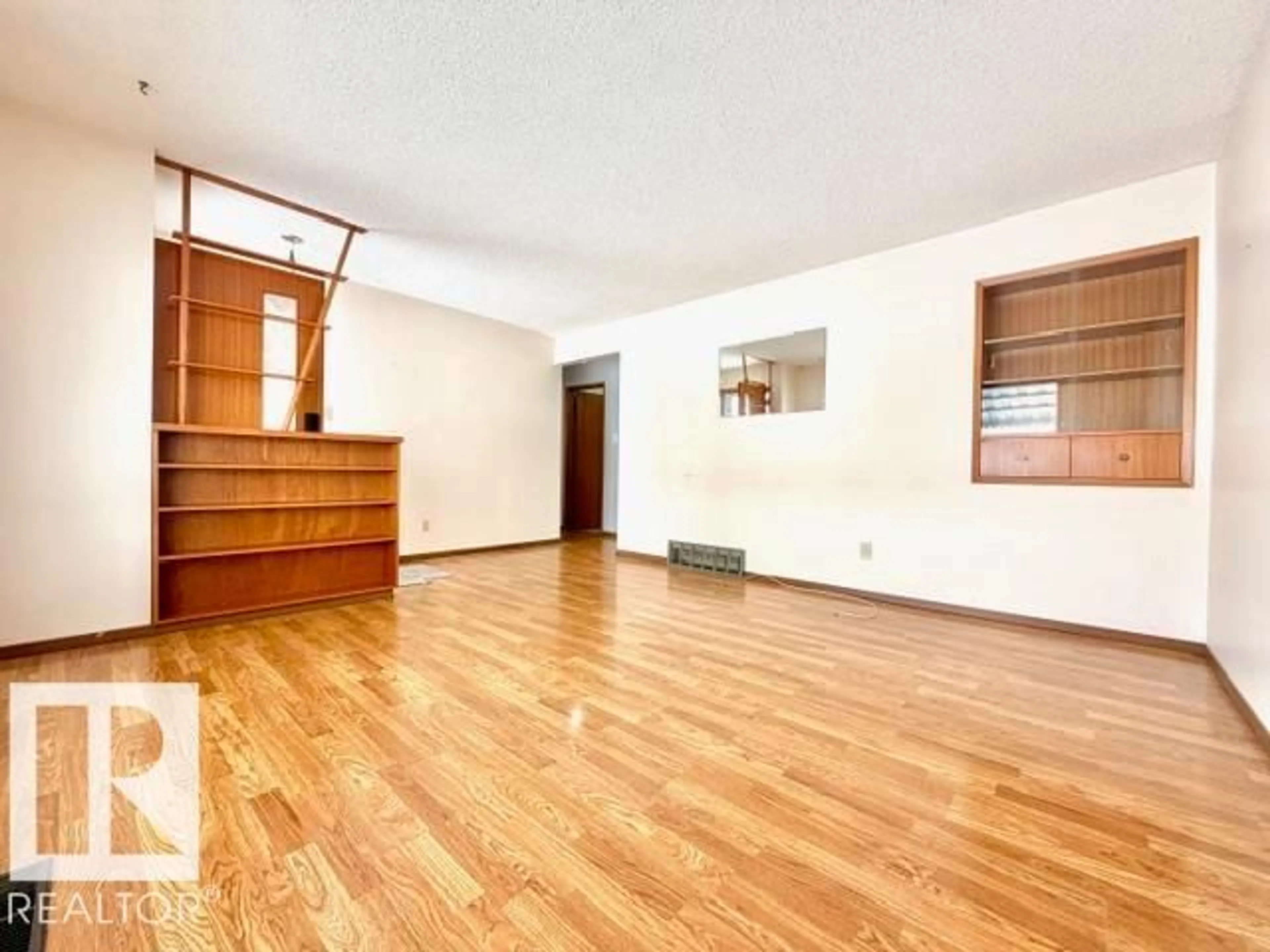 A pic of a room for 5514 43 AV, Wetaskiwin Alberta T9A0C3