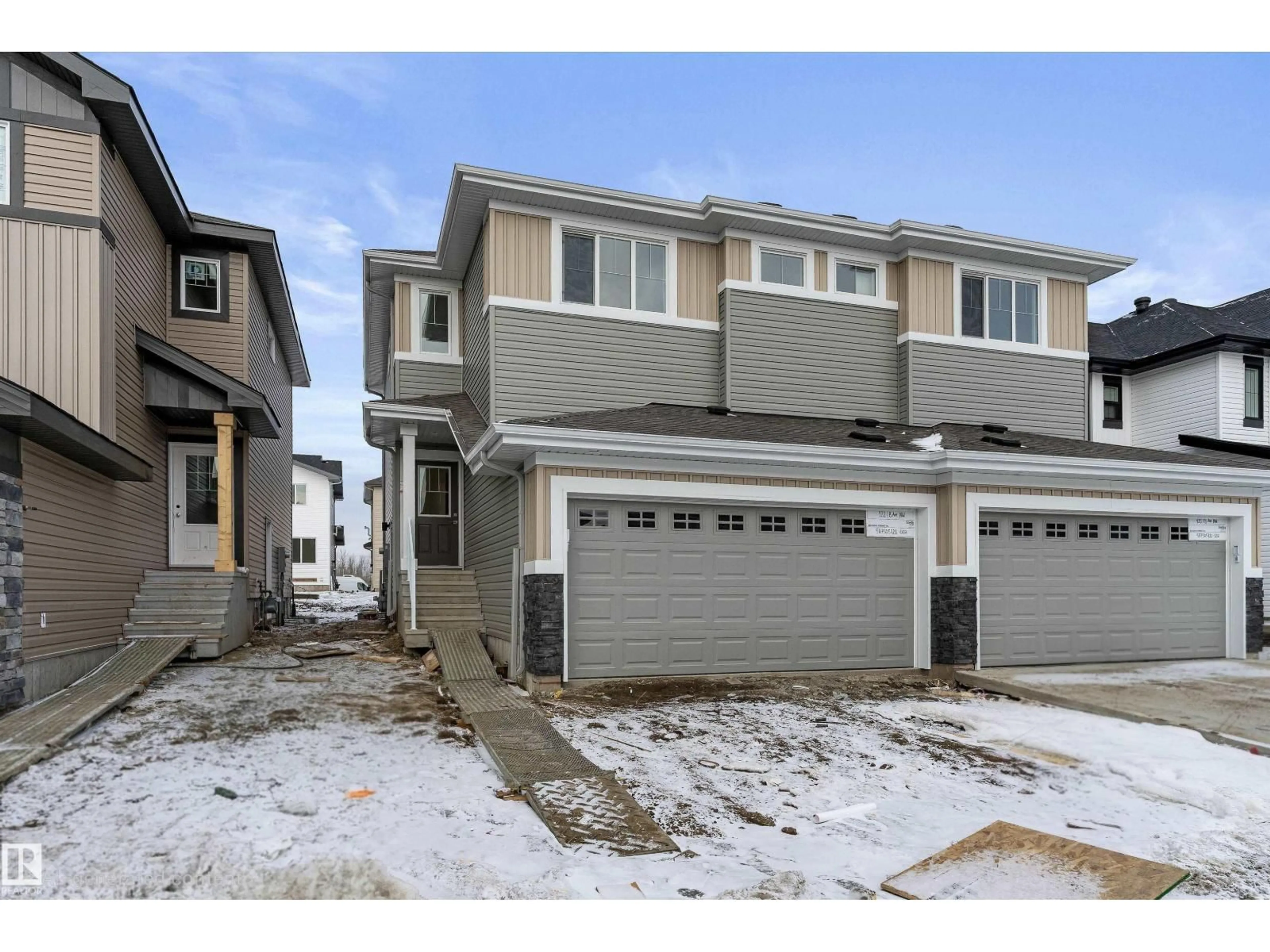 Unknown for 922 18 AV, Edmonton Alberta T6T2X4