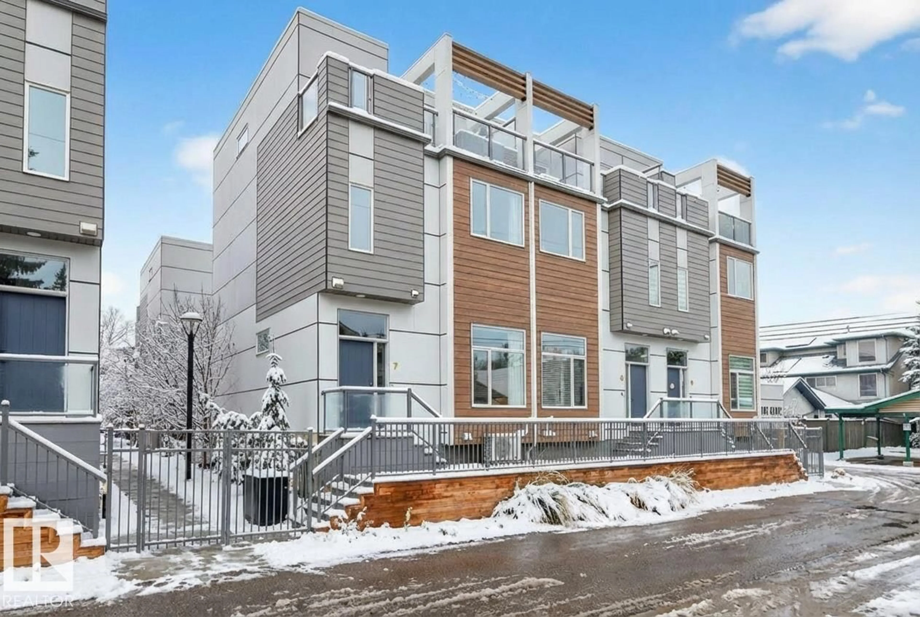 Home with brick exterior material, unknown for #7 - 9745 92 ST, Edmonton Alberta T6C3S3