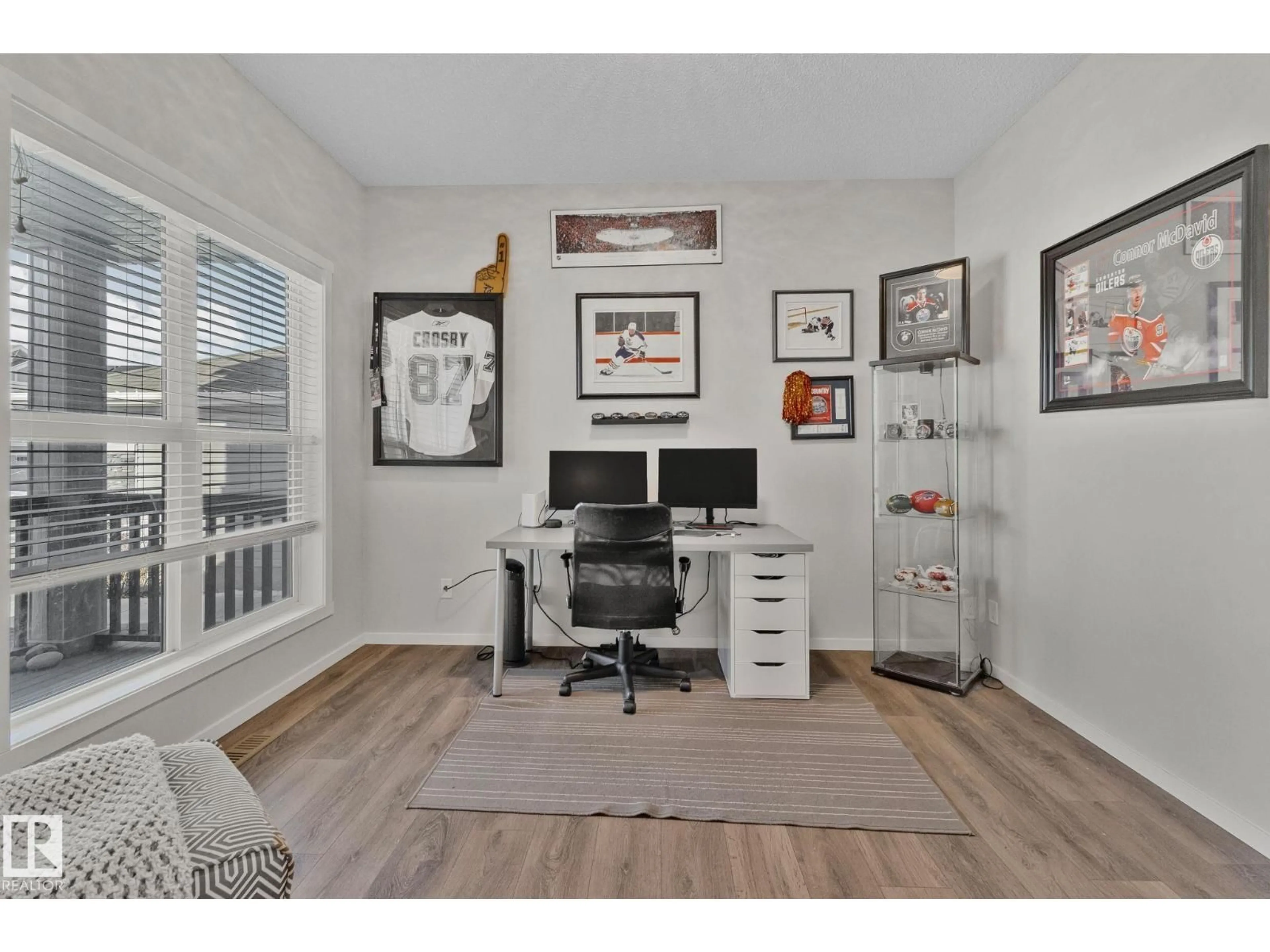 A pic of a room for 2357 CASSIDY WY, Edmonton Alberta T6W3E3