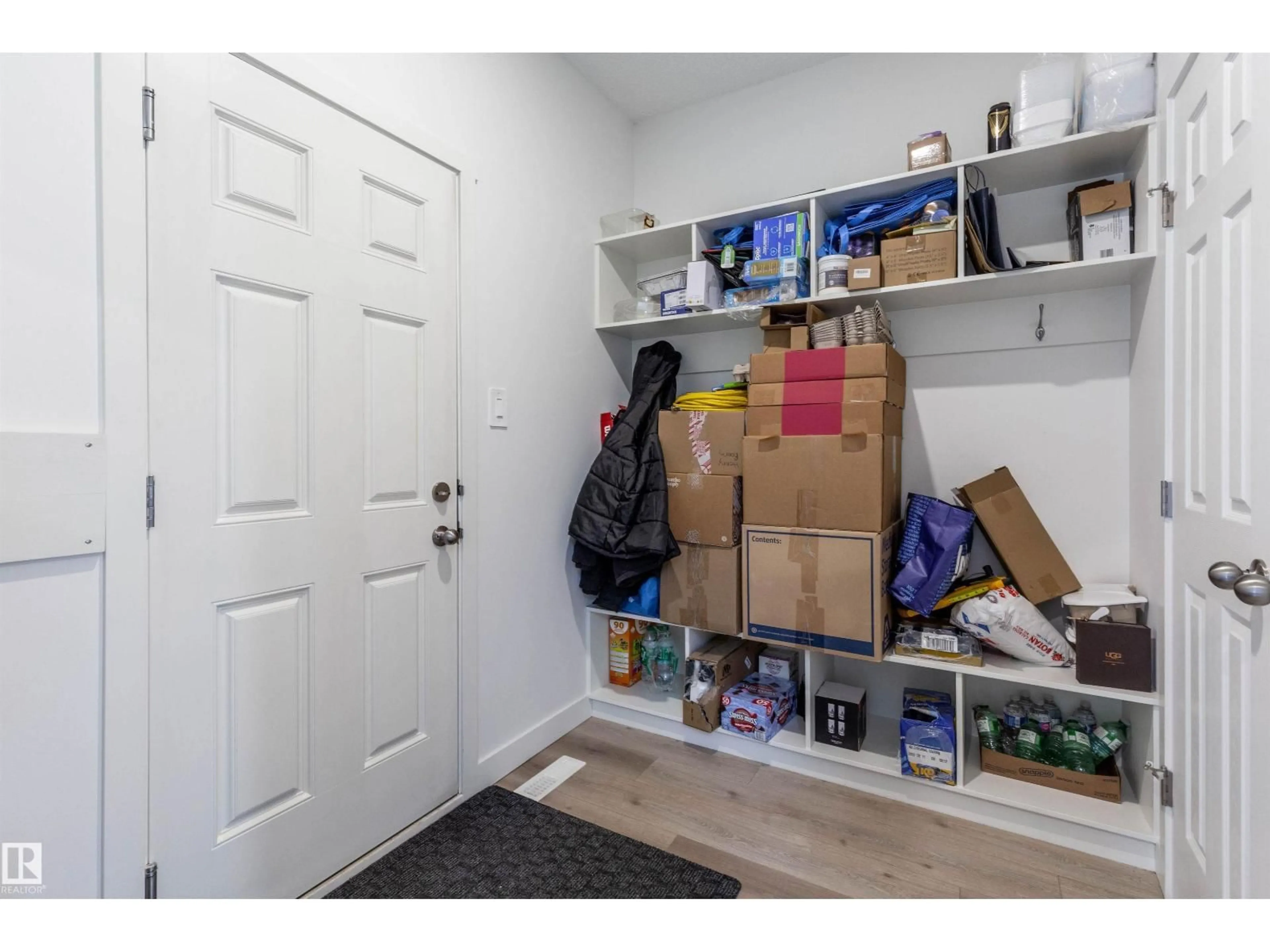 Storage room or clothes room or walk-in closet for 42 JENNIFER CR, St. Albert Alberta T8N7Z6