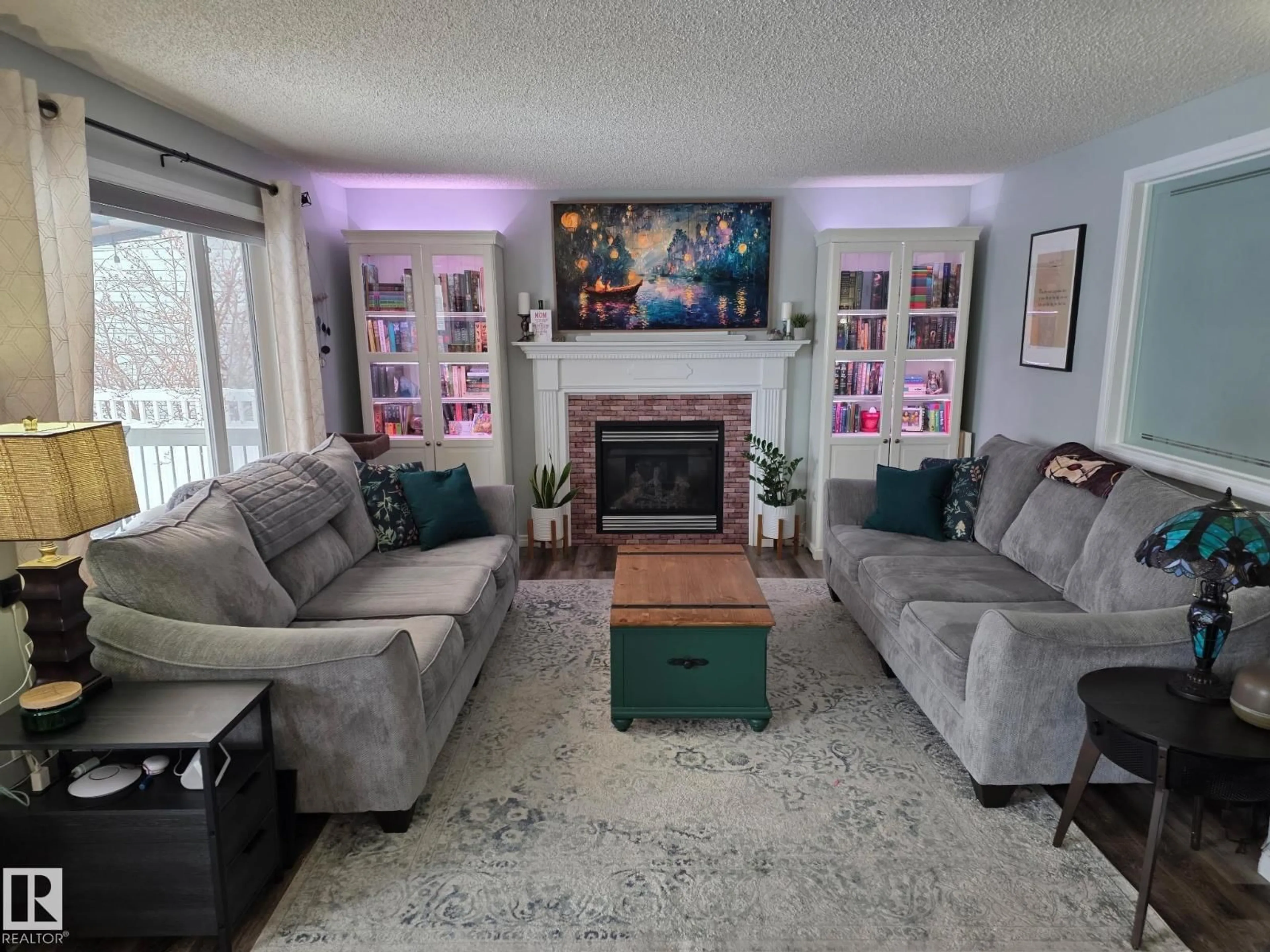Living room with furniture, unknown for 5 WEDGEWOOD CR, Fort Saskatchewan Alberta T8L4R4