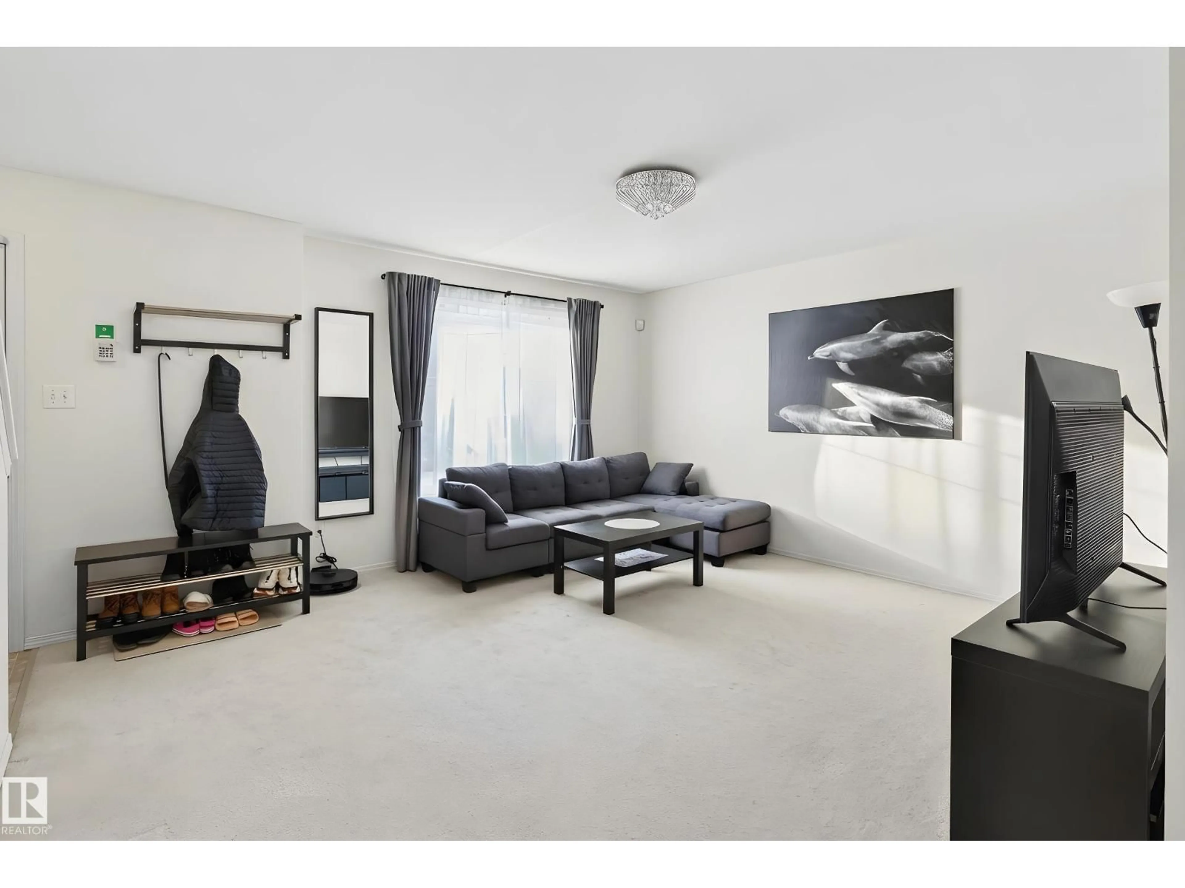 A pic of a room for 52 12004 22 AV SW, Edmonton Alberta T6W0T1