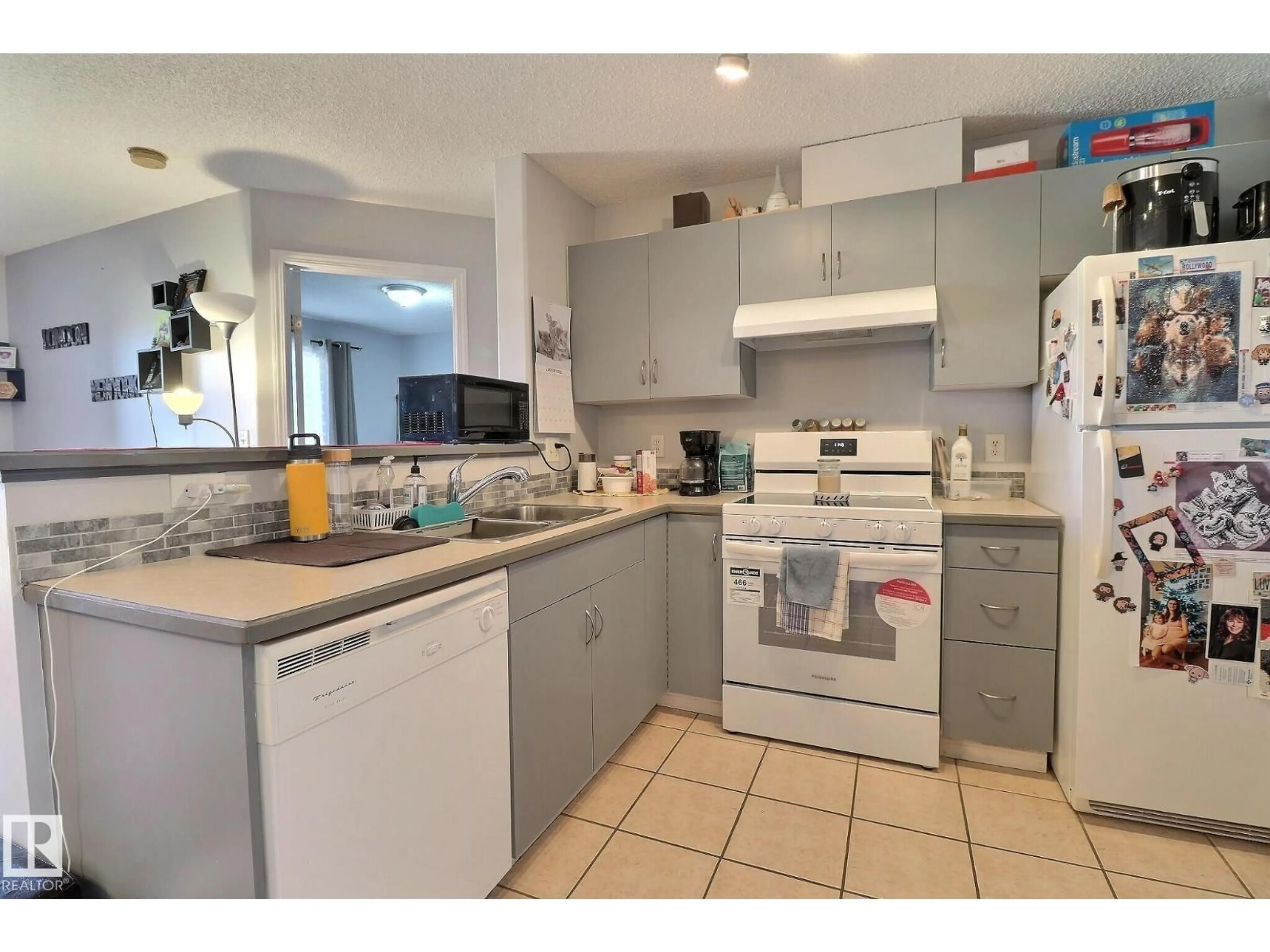 Standard kitchen, ceramic/tile floor for #416 - 14708 50 ST, Edmonton Alberta T5A5B7