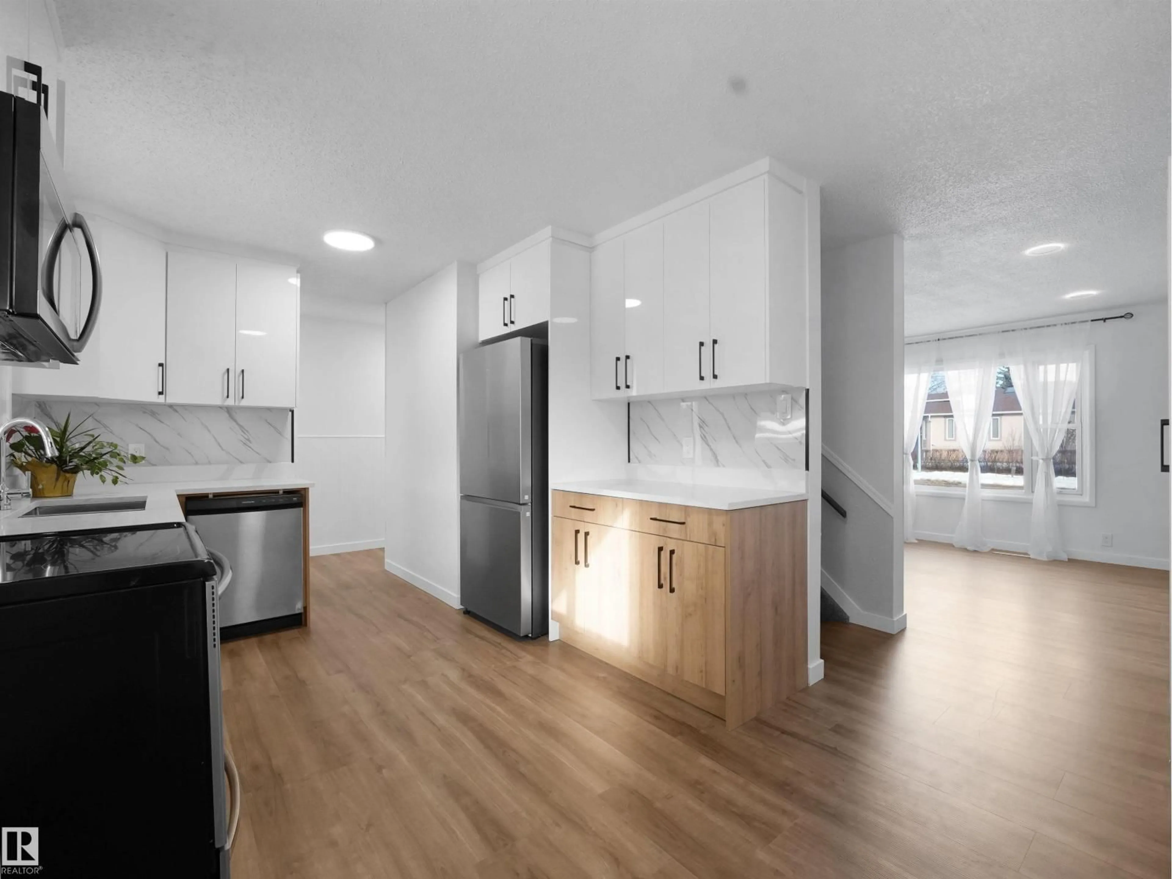 Unknown for 10329 132 AV, Edmonton Alberta T5E0Y8