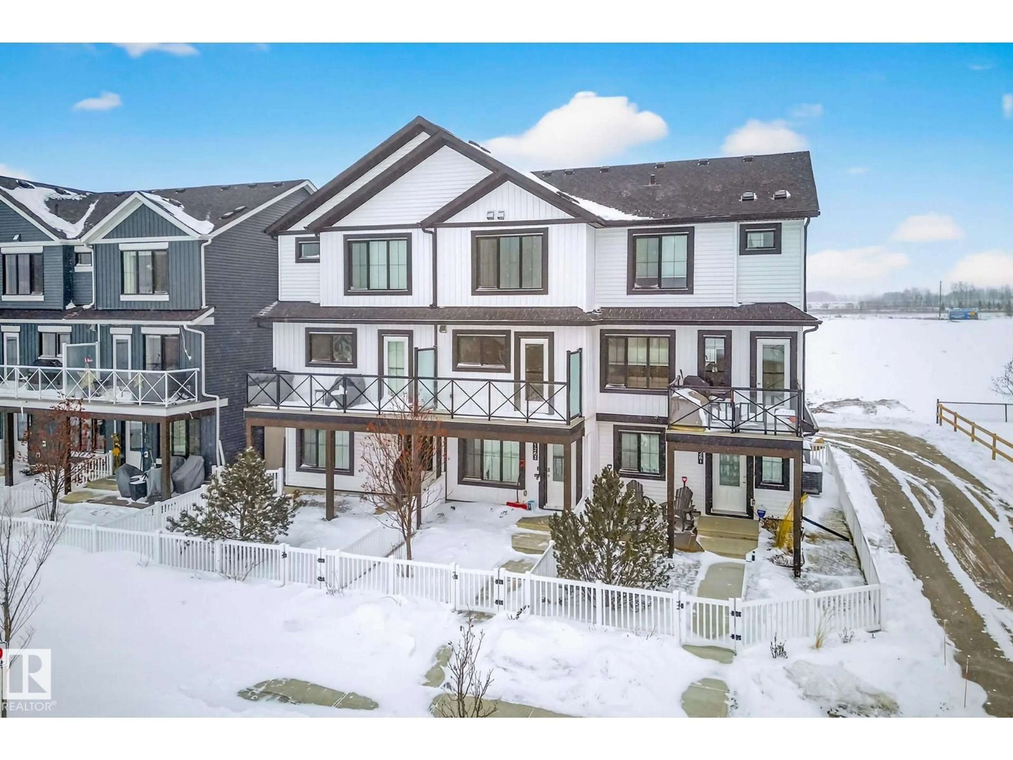 A pic from outside/outdoor area/front of a property/back of a property/a pic from drone, unknown for 1263 MCLEOD AV, Spruce Grove Alberta T7X2Y4