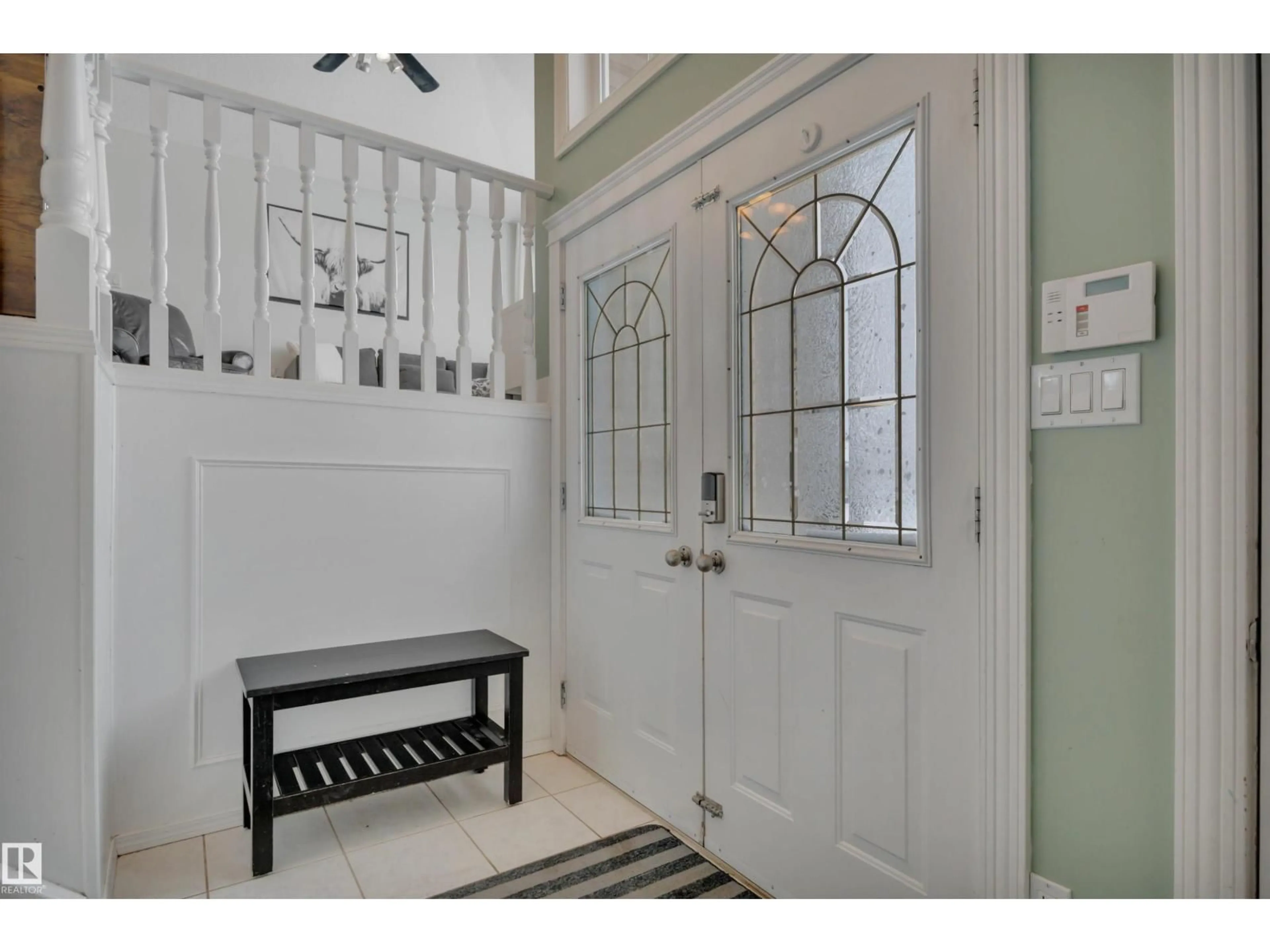 Indoor entryway for 6 HIGHLAND CT, Sherwood Park Alberta T8A6C5