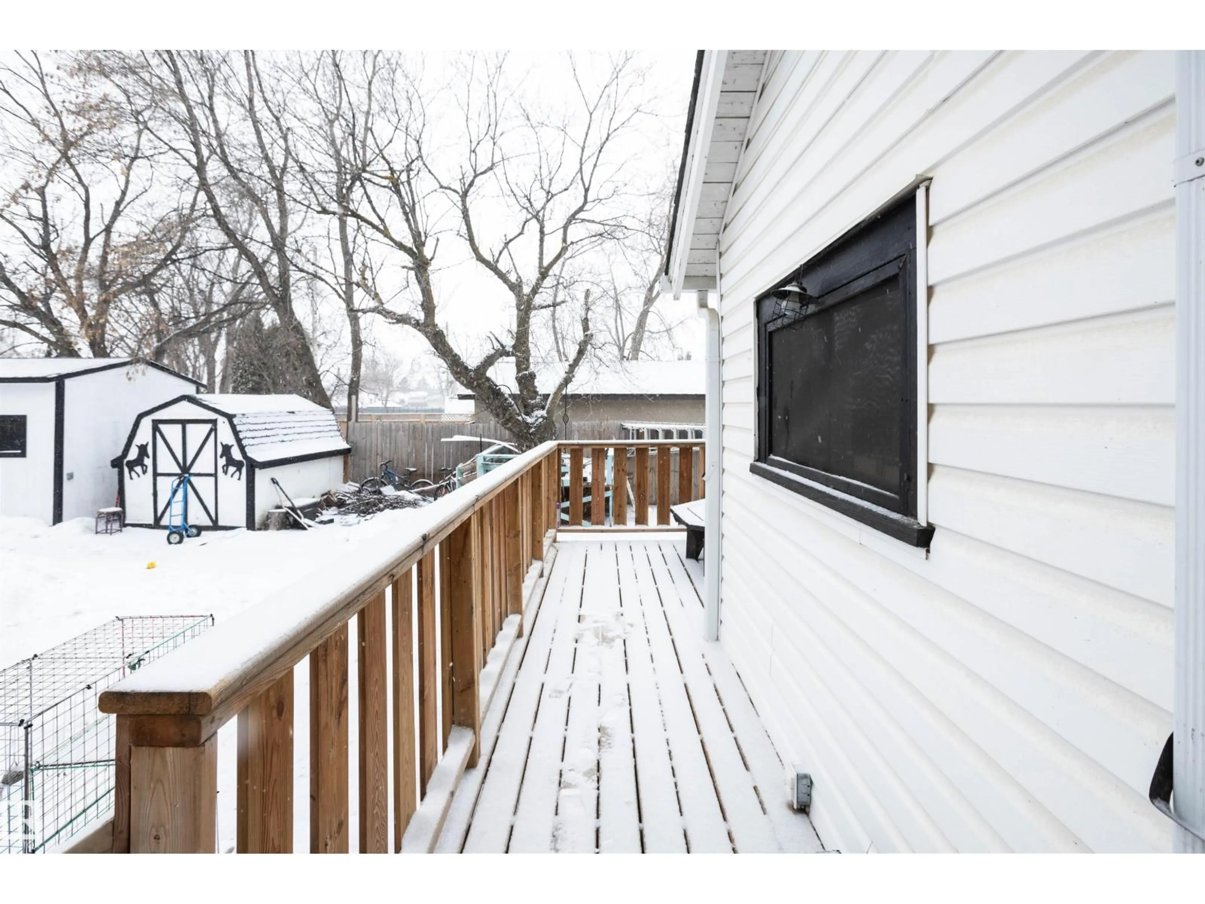 Patio, street for 9819 106 ST, Westlock Alberta T7P1S4