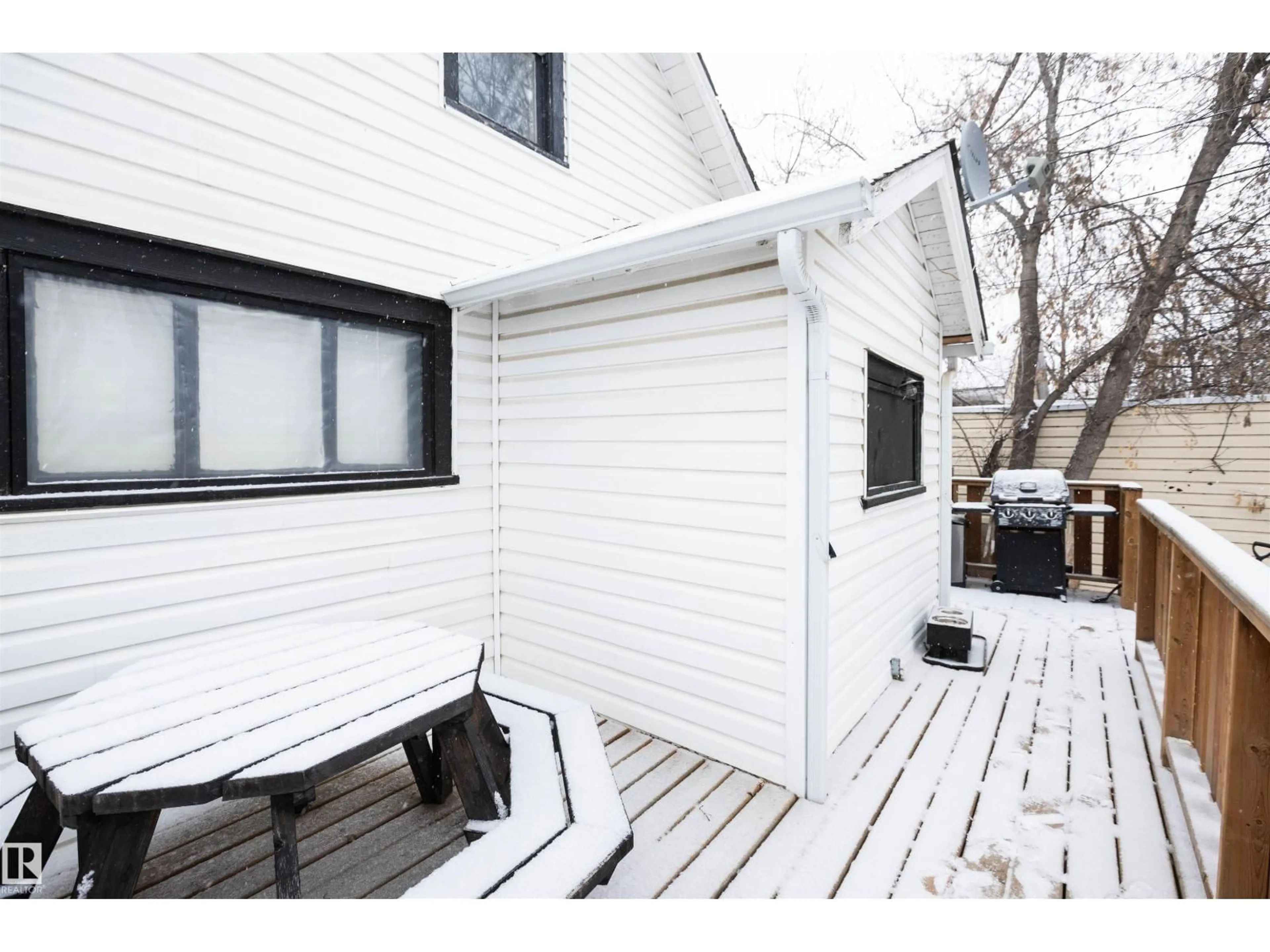 Patio, street for 9819 106 ST, Westlock Alberta T7P1S4