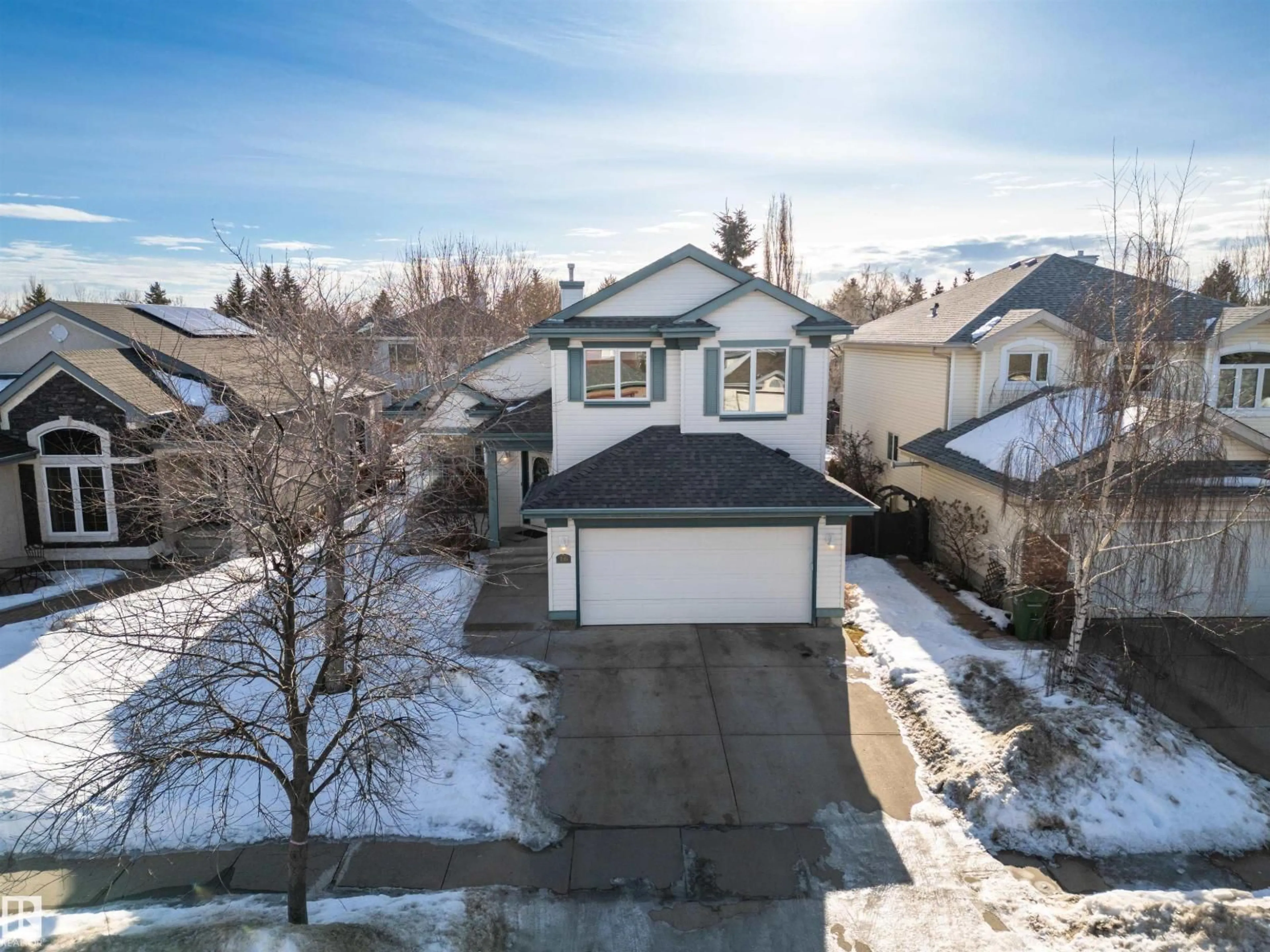 A pic from outside/outdoor area/front of a property/back of a property/a pic from drone, street for 16 DESEVIGNY PL, St. Albert Alberta T8N6R8