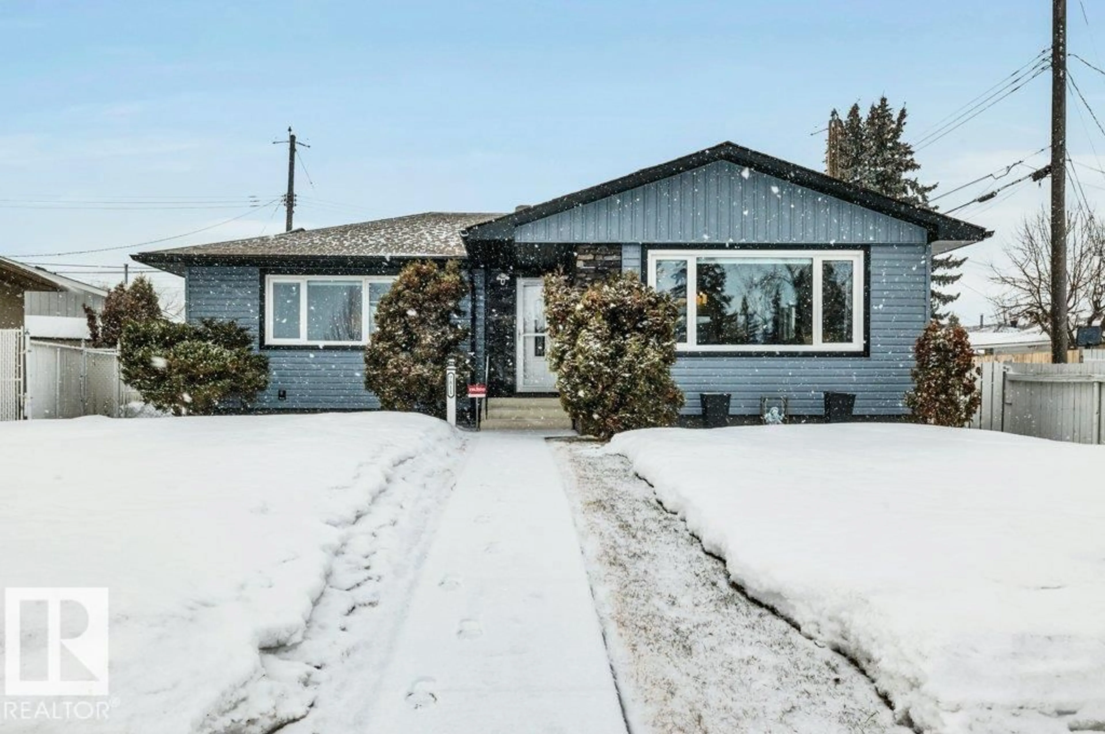 Unknown for NW - 7811 134B AV, Edmonton Alberta T5C3B9