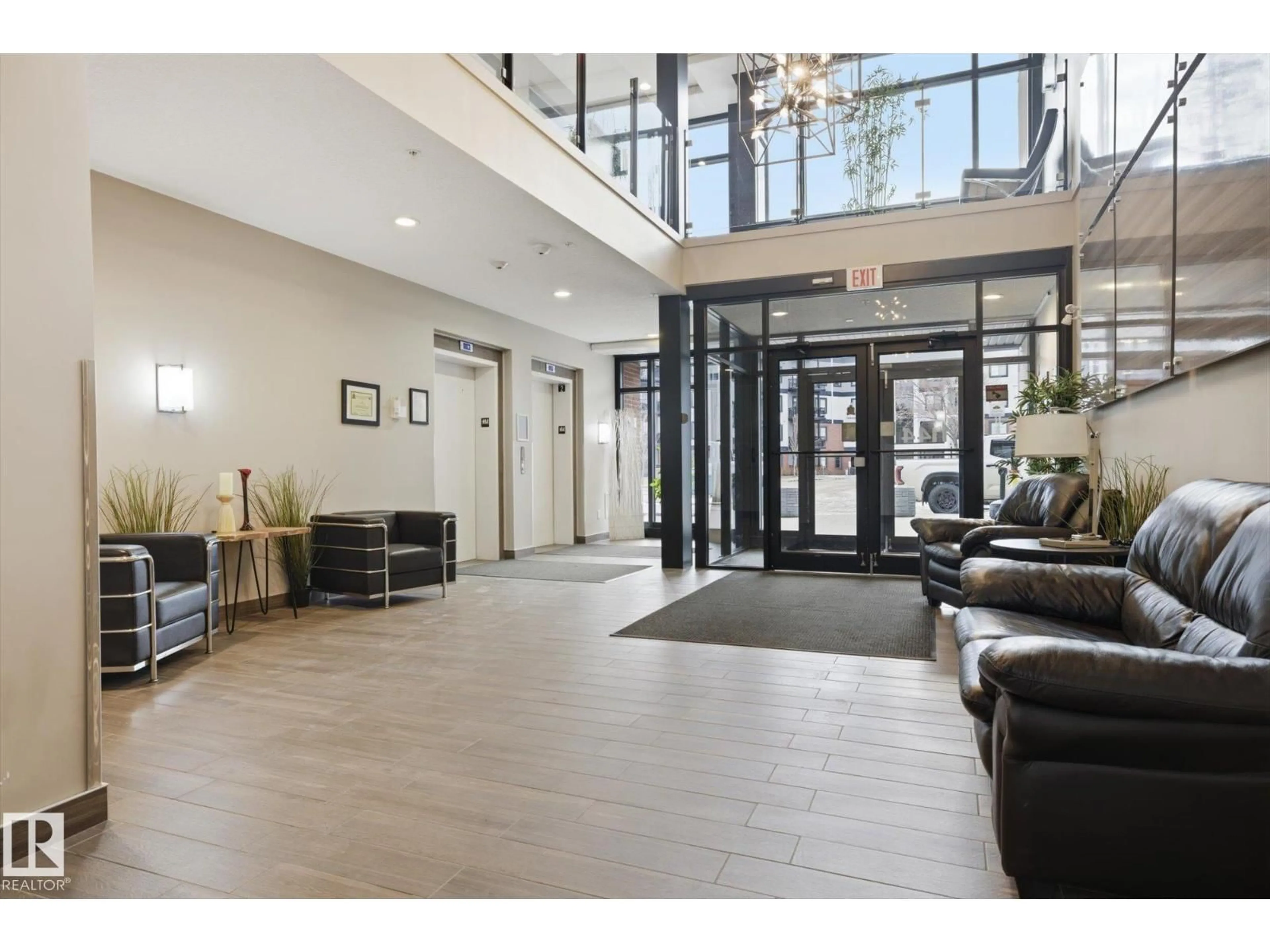 Indoor foyer for #120 - 1144 ADAMSON DR, Edmonton Alberta T6W2X7
