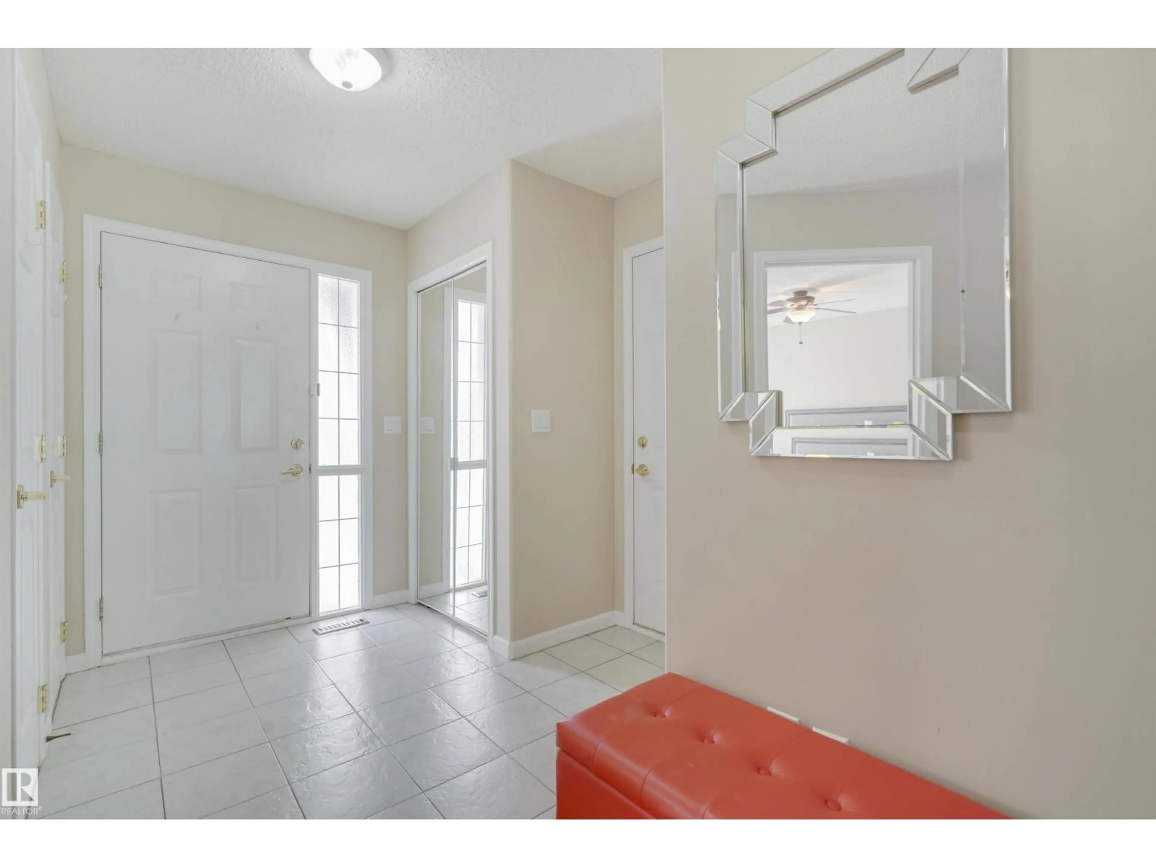 Indoor entryway for #13 - 9420 172 ST NW, Edmonton Alberta T5T6K1