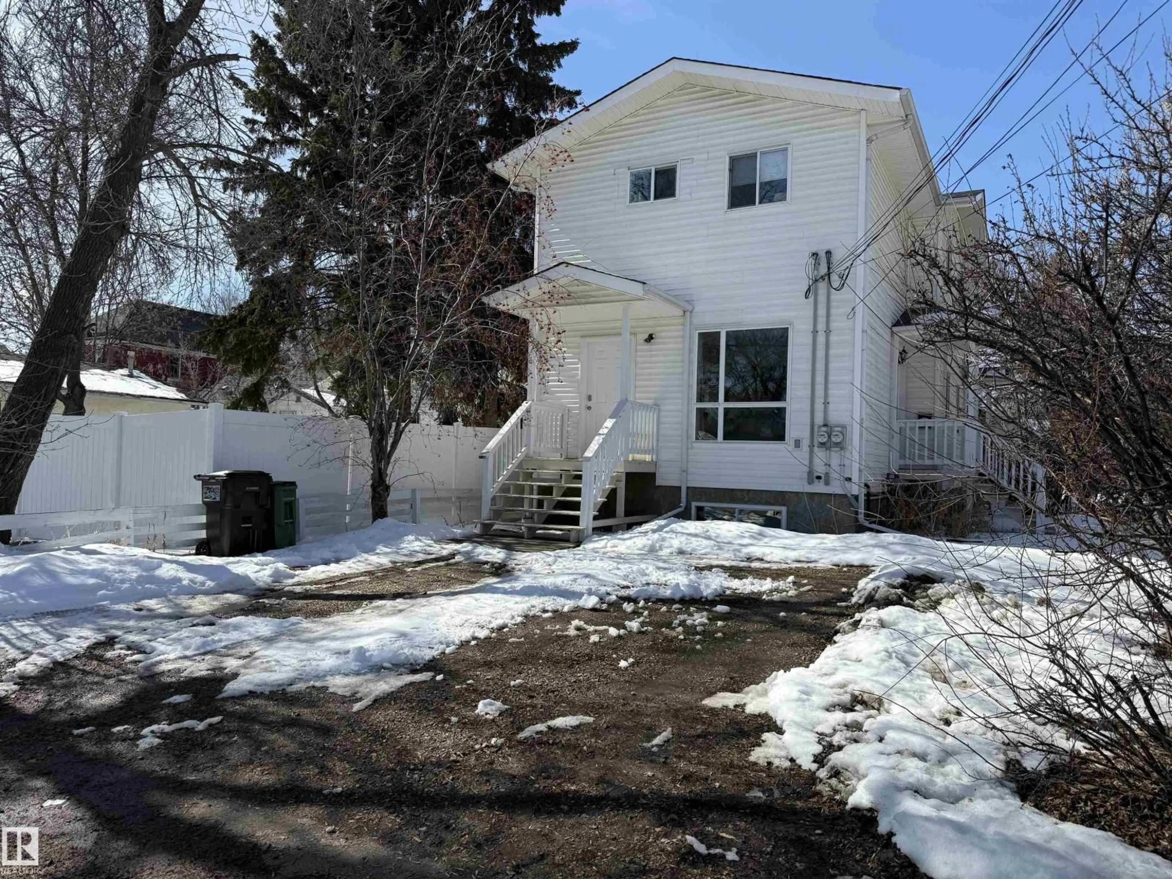 Unknown for 9515B 120 AV, Edmonton Alberta T5G3J1