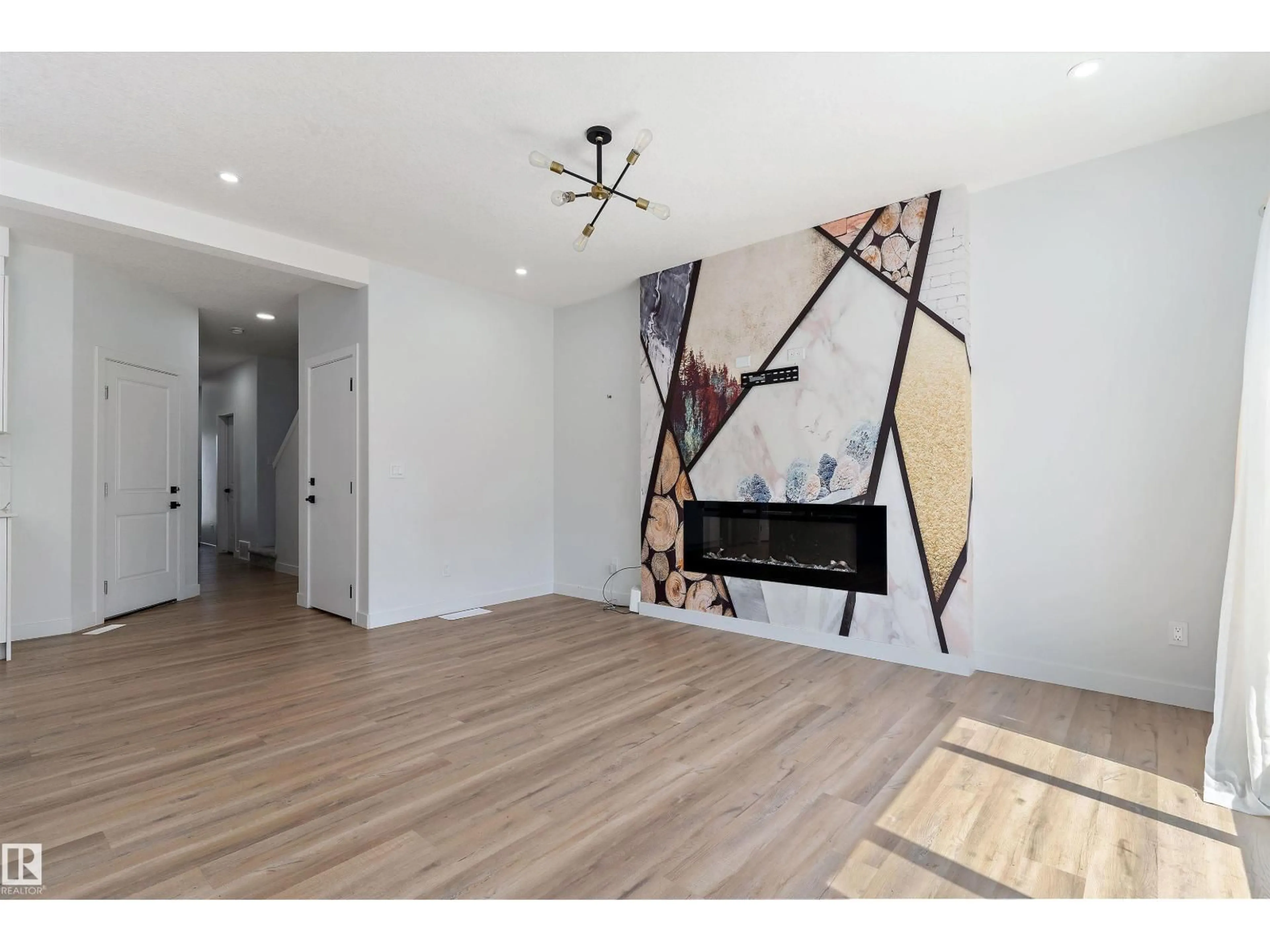 A pic of a room for 5747 KOOTOOK WY, Edmonton Alberta T6W4A5