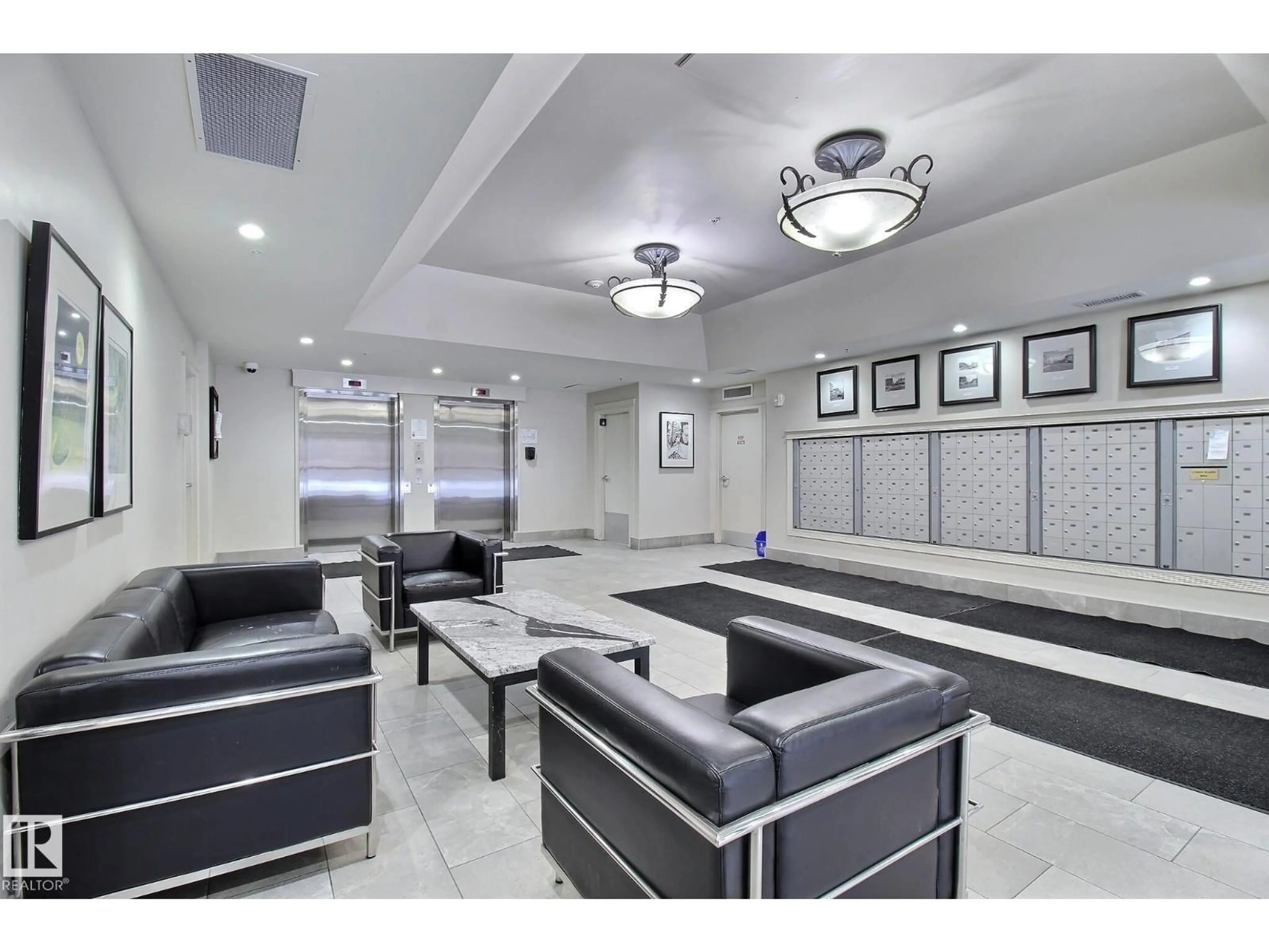 Lobby for 803 - 10180 104 ST NW, Edmonton Alberta T5J1A7