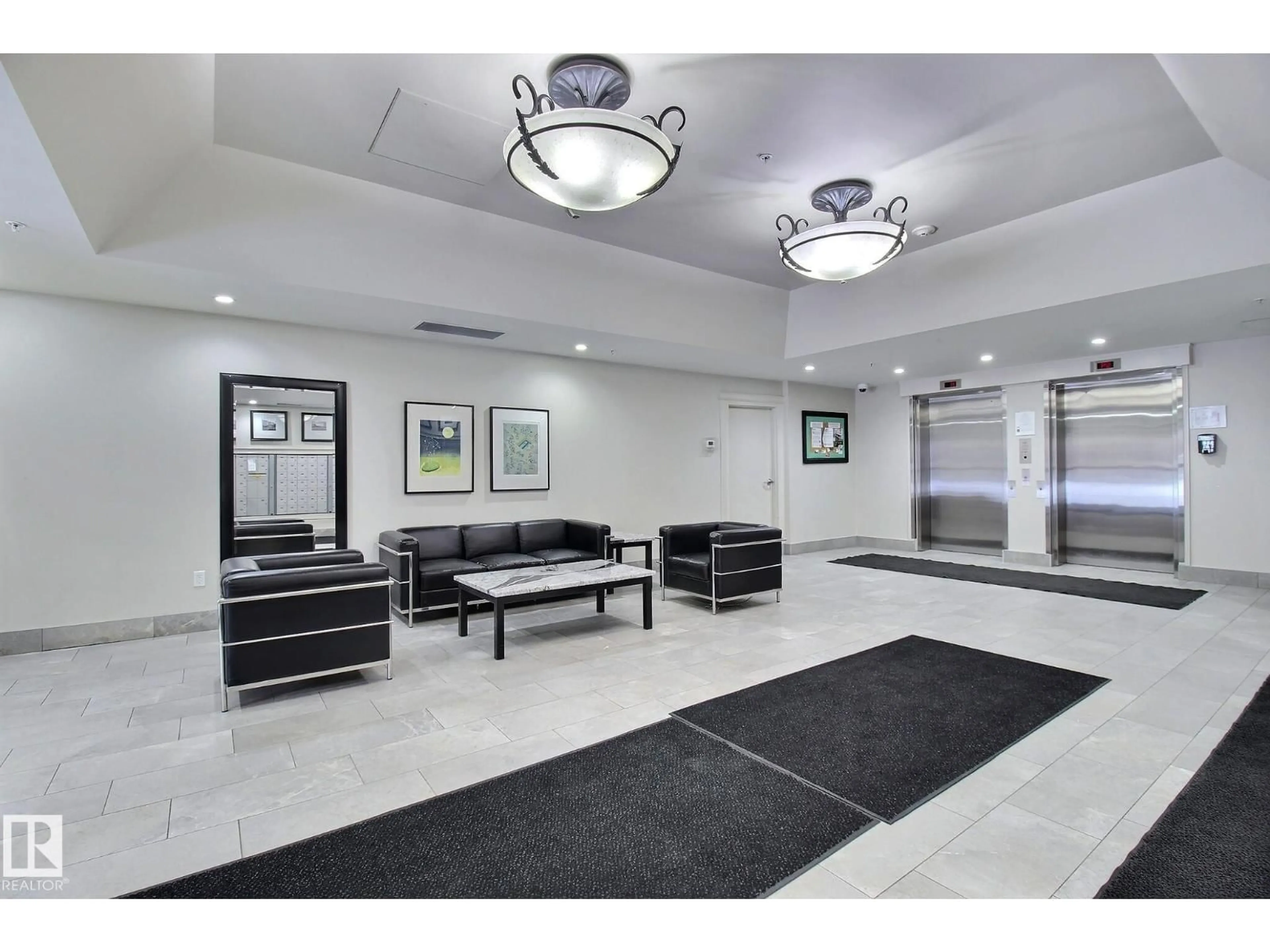 Lobby for 803 - 10180 104 ST NW, Edmonton Alberta T5J1A7