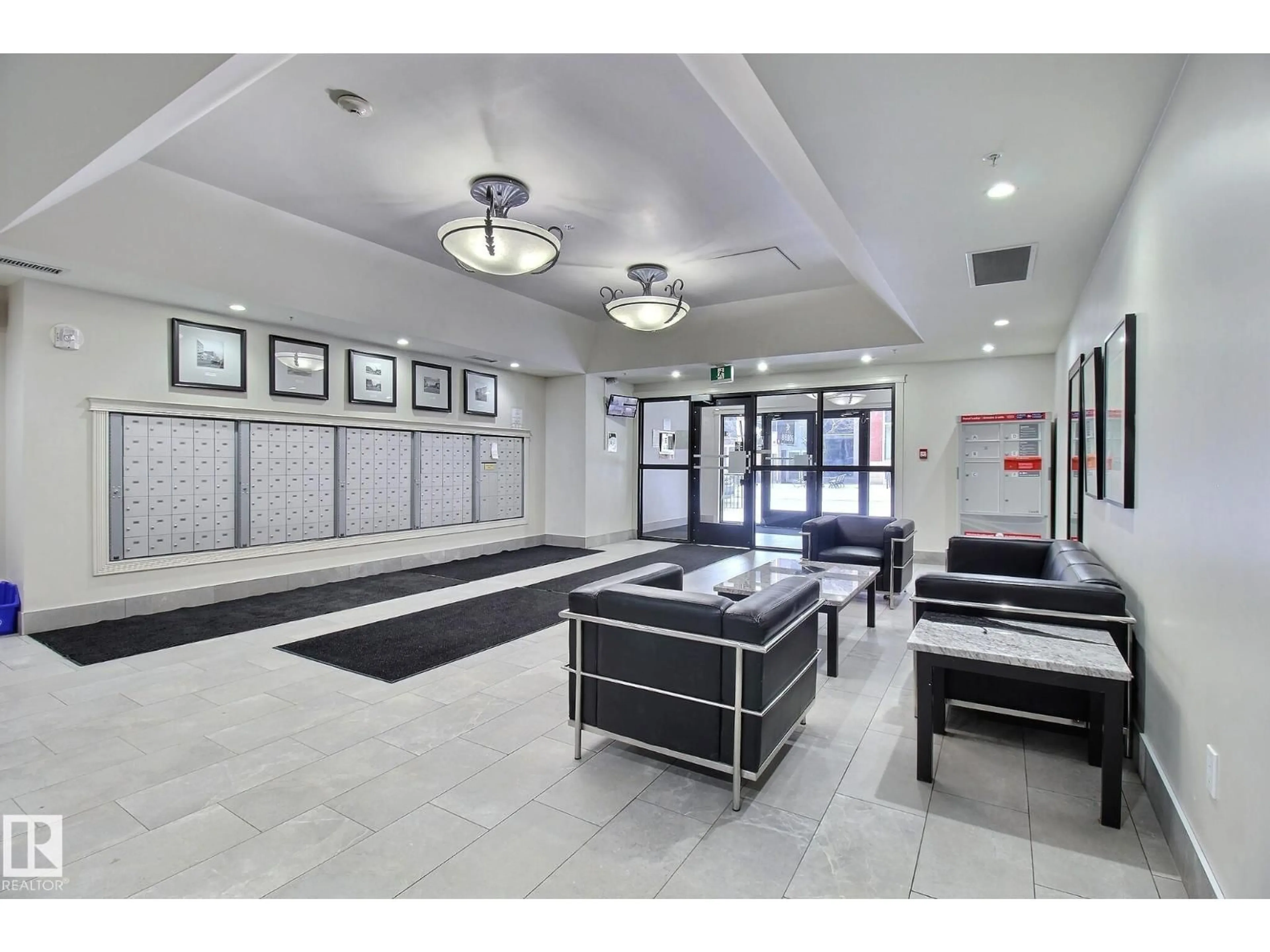 Lobby for 803 - 10180 104 ST NW, Edmonton Alberta T5J1A7
