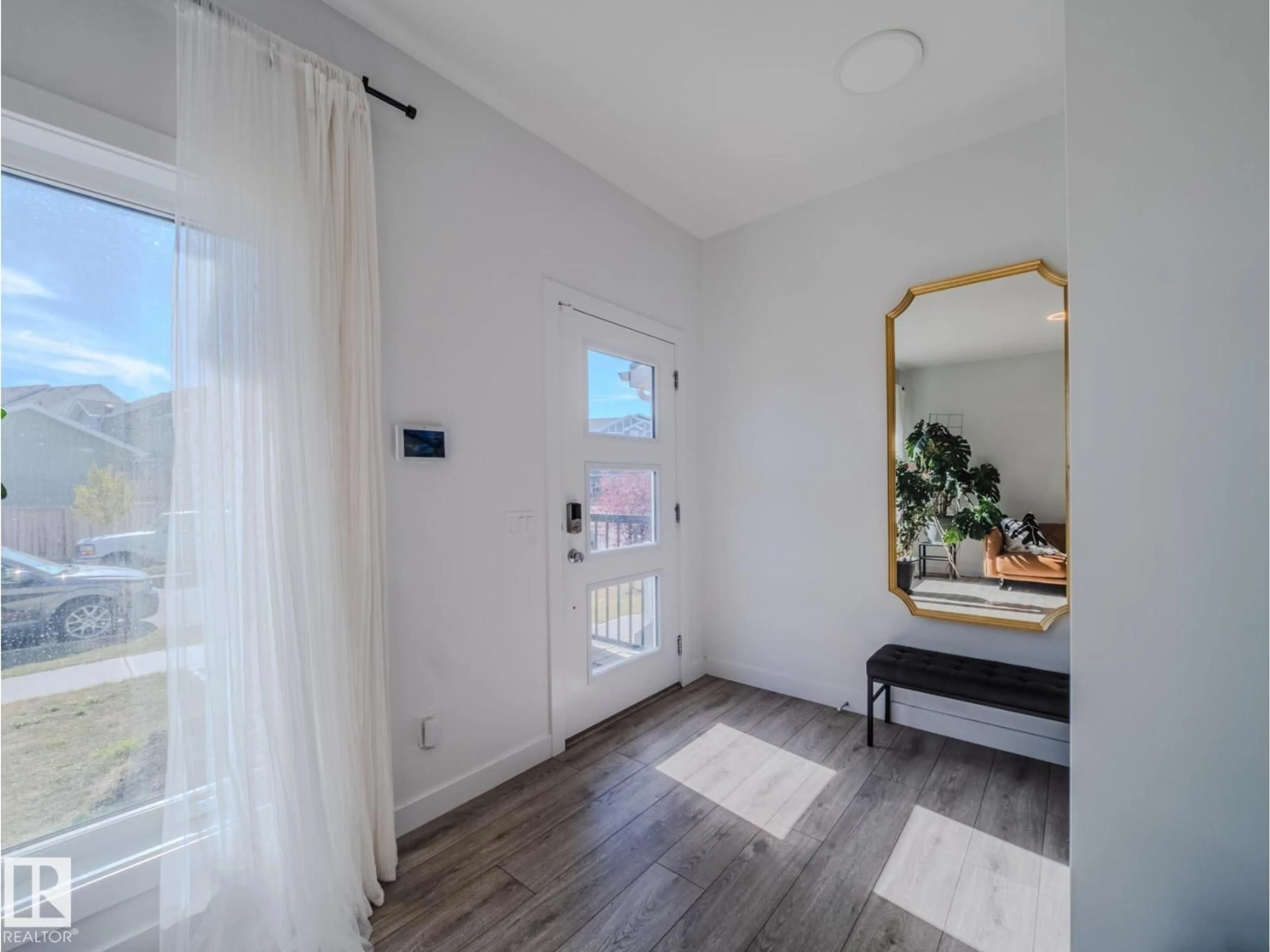 Indoor entryway for GR SW - 2957 COUGHLAN GREEN, Edmonton Alberta T6W3X6