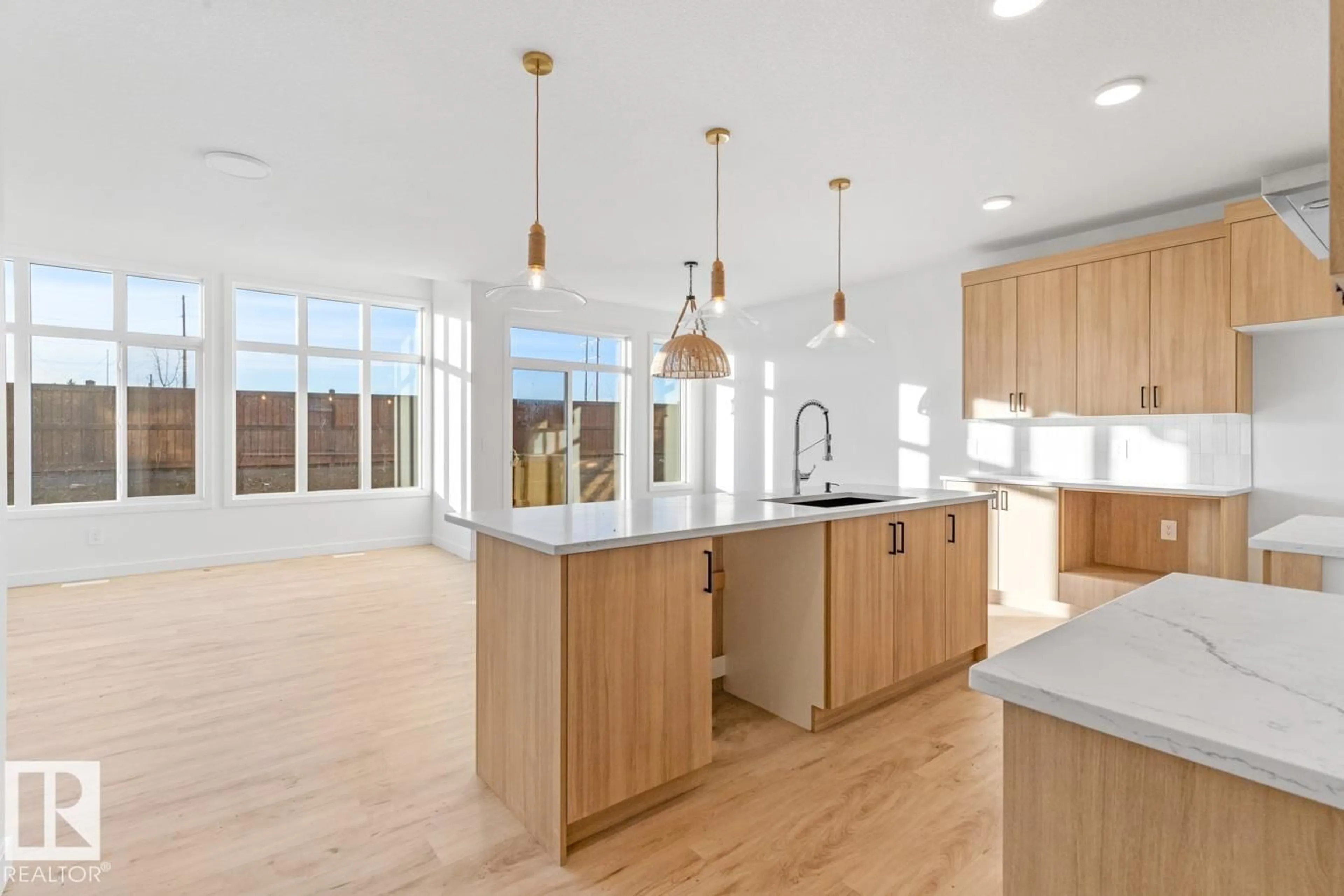 Open concept kitchen, unknown for 62 CUDDIE DR, Sherwood Park Alberta T0B0B0