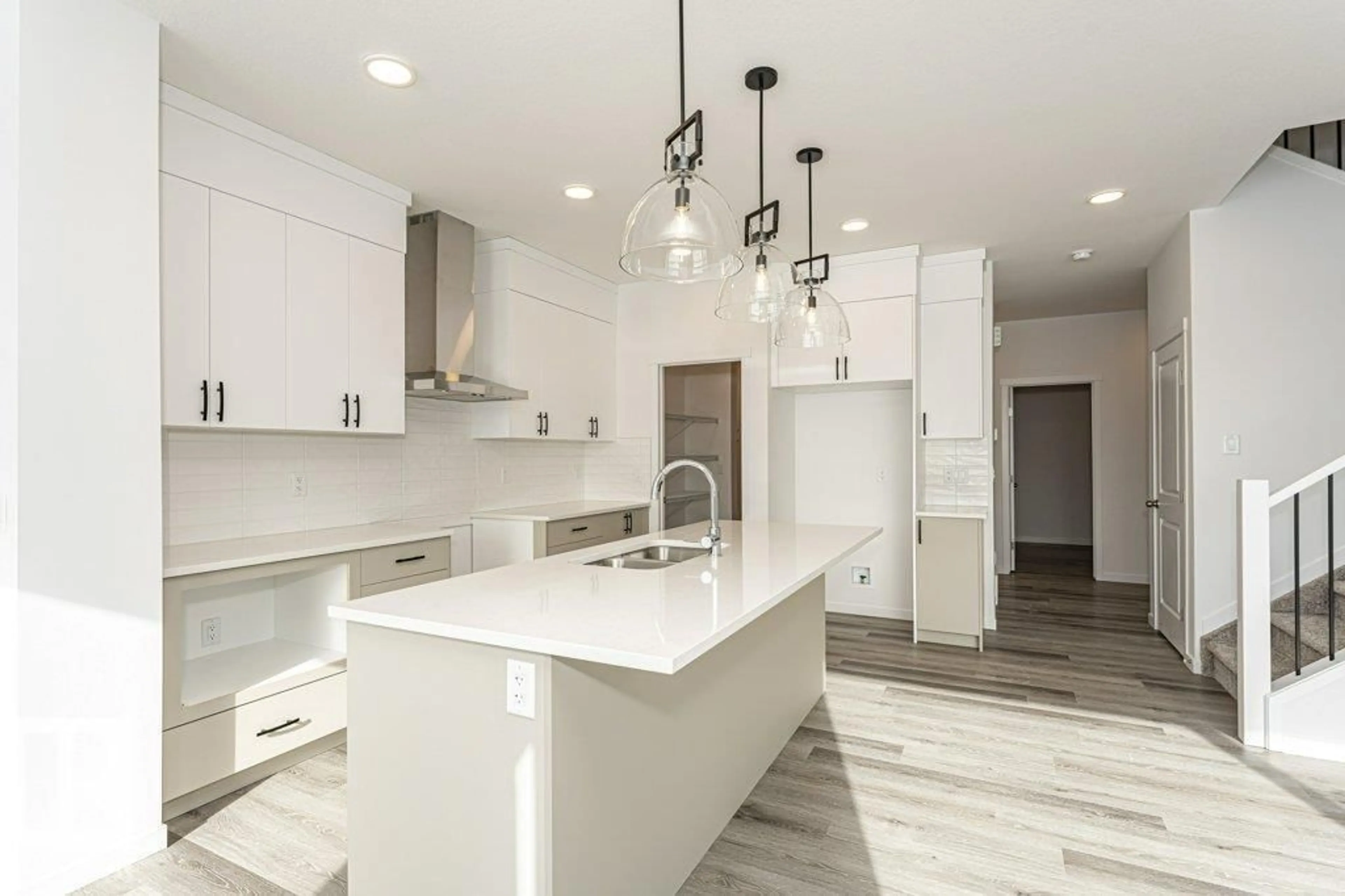 Open concept kitchen, ceramic/tile floor for 17923 63 ST, Edmonton Alberta T5T2J3