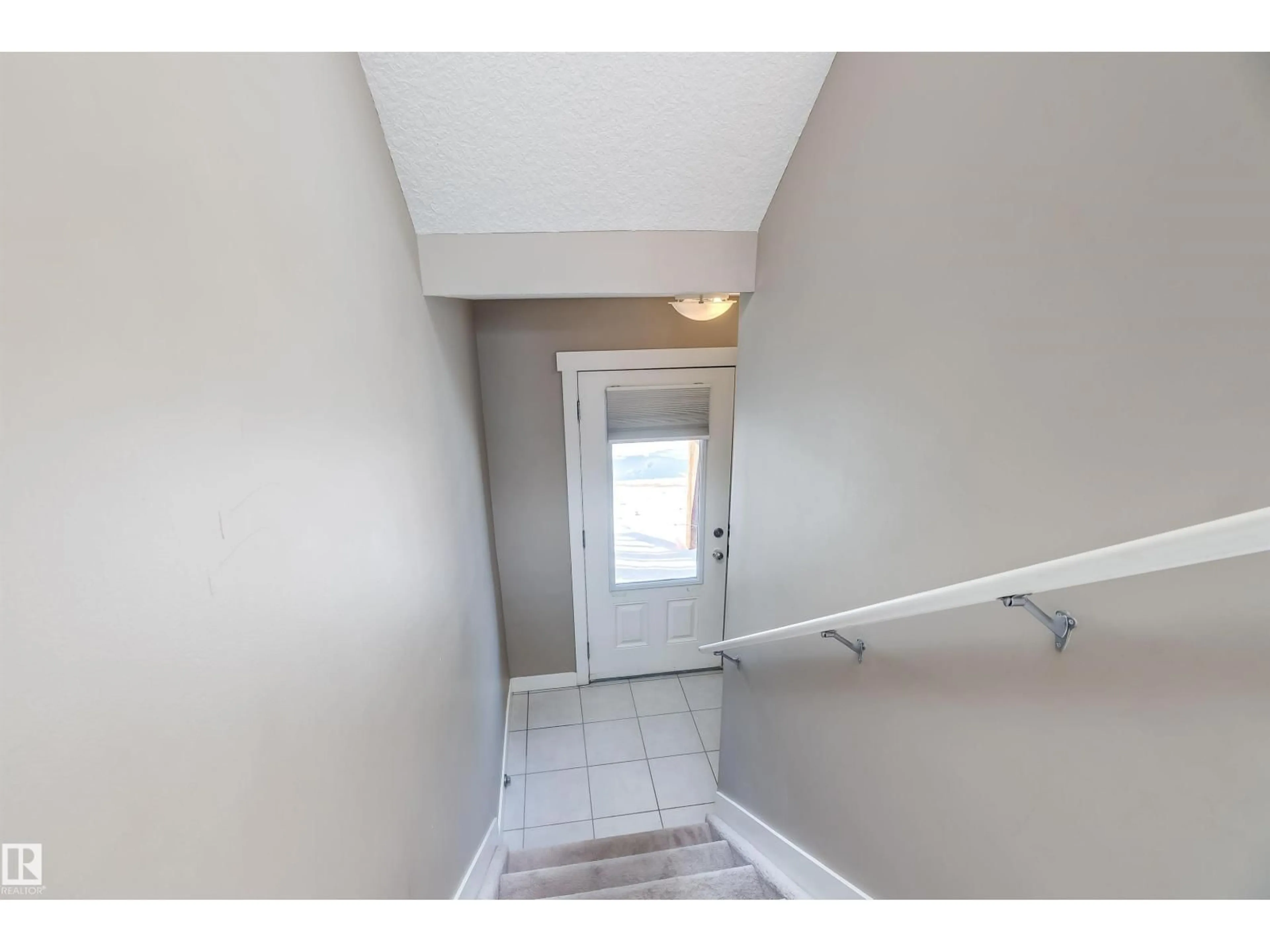 Indoor entryway for 401 - 131 SOUTHFORK DR, Leduc Alberta T9E0X1