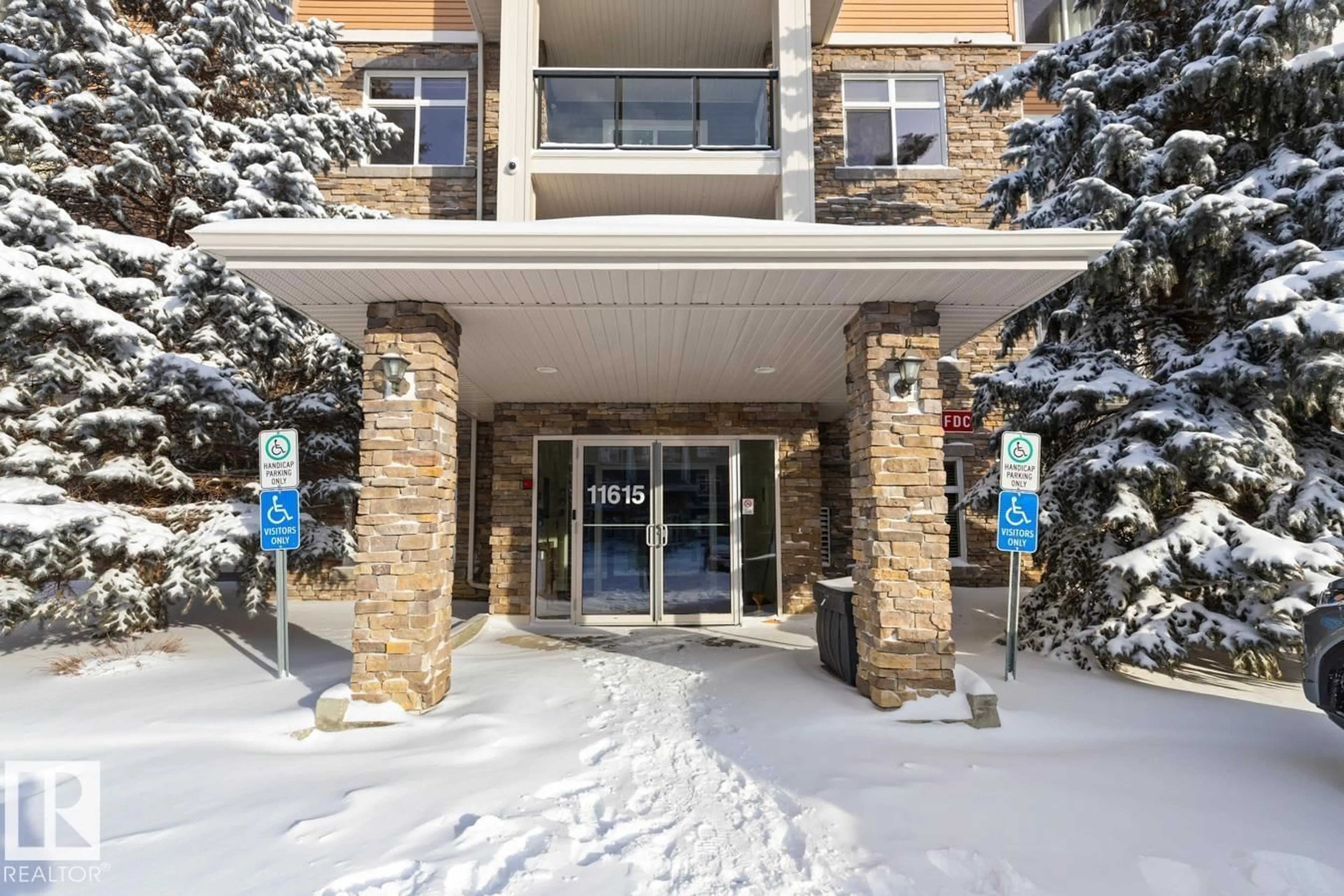 Indoor foyer for #106 - 11615 ELLERSLIE RD SW, Edmonton Alberta T6W0J3