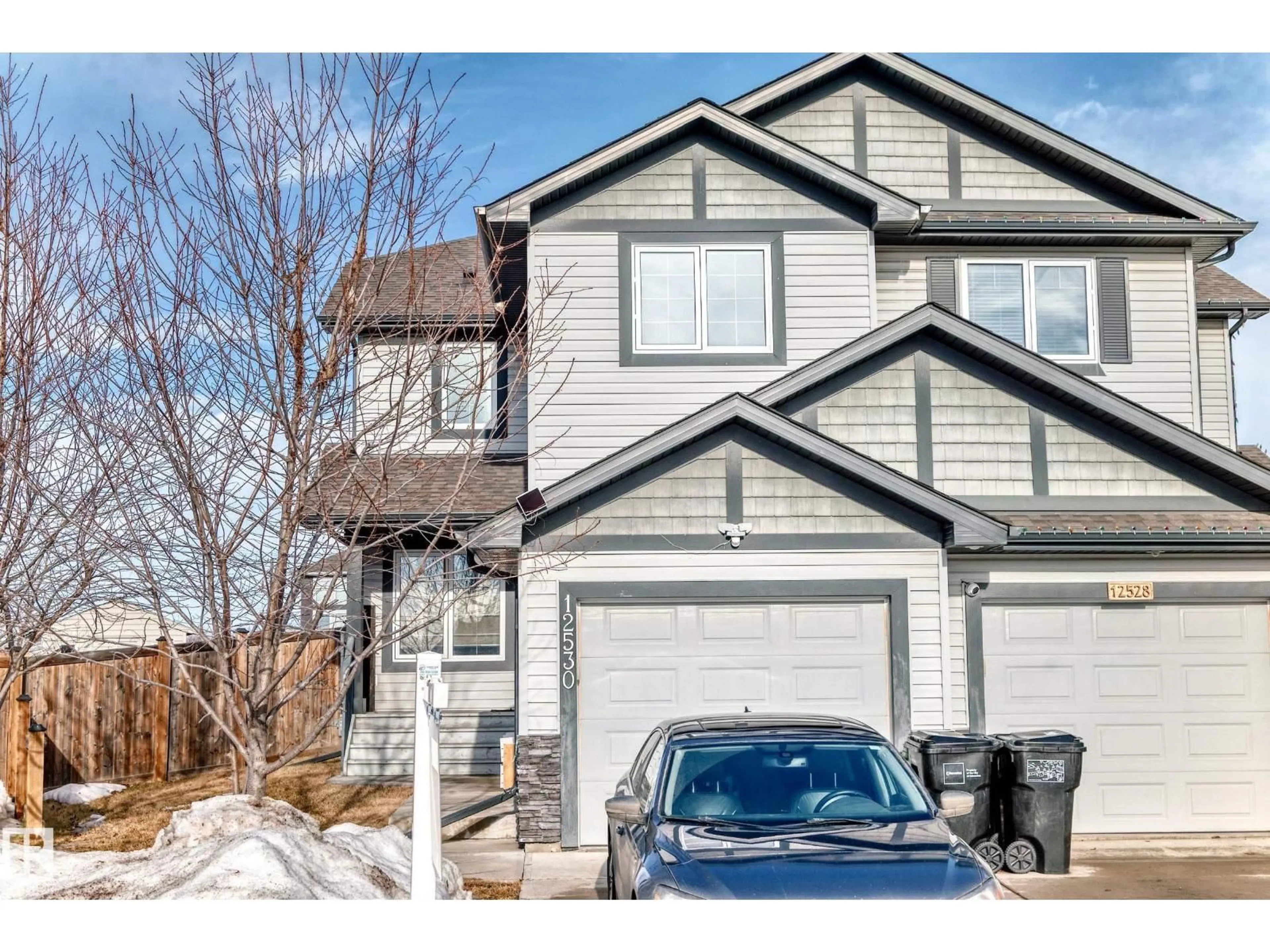 Home with vinyl exterior material, street for 12530 172 AV, Edmonton Alberta T5X0E6