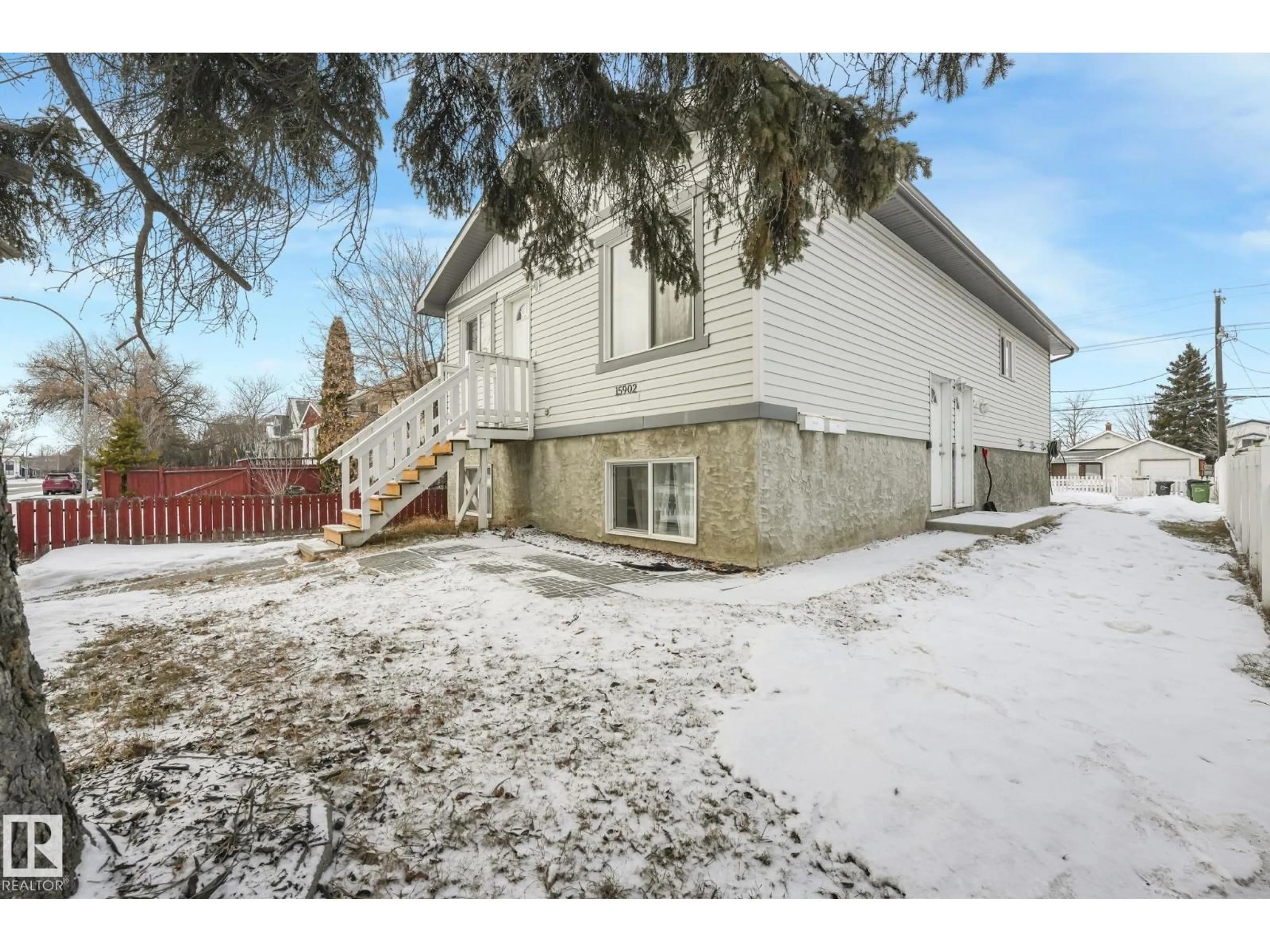 Unknown for 15902 100 AV, Edmonton Alberta T5P0L2