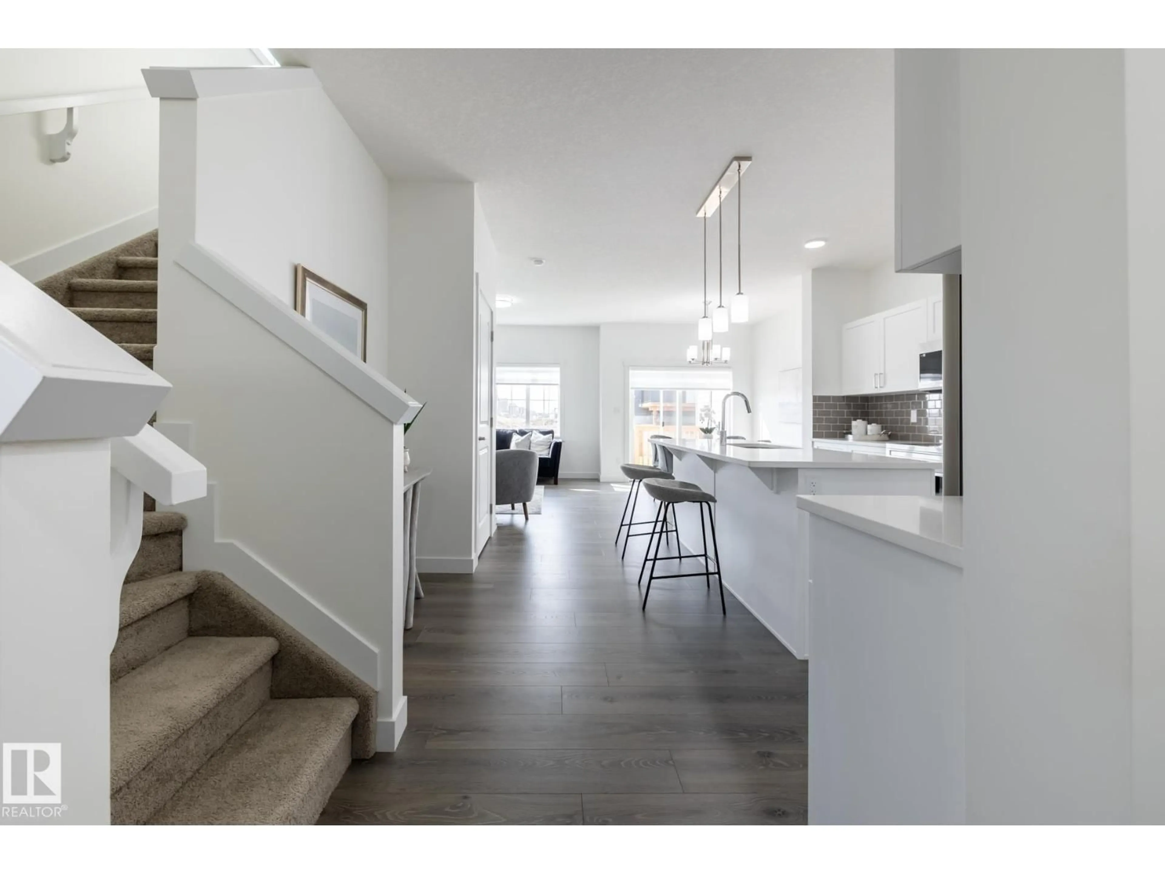 Open concept kitchen, unknown for 8629 97, Morinville Alberta T8R2S1