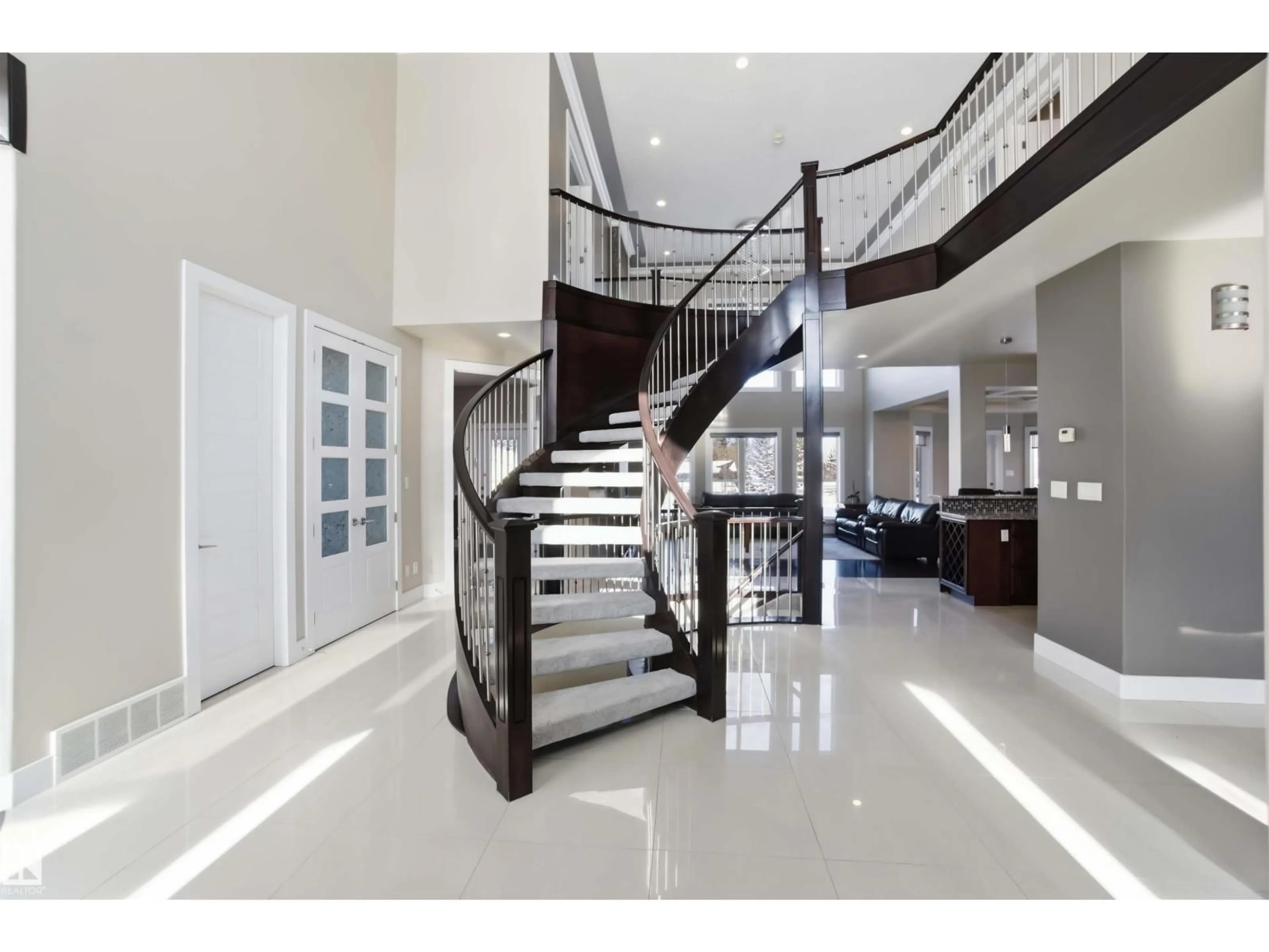 Indoor foyer for 52327 - 240 RGE ROAD 233, Rural Strathcona County Alberta T8B1C6