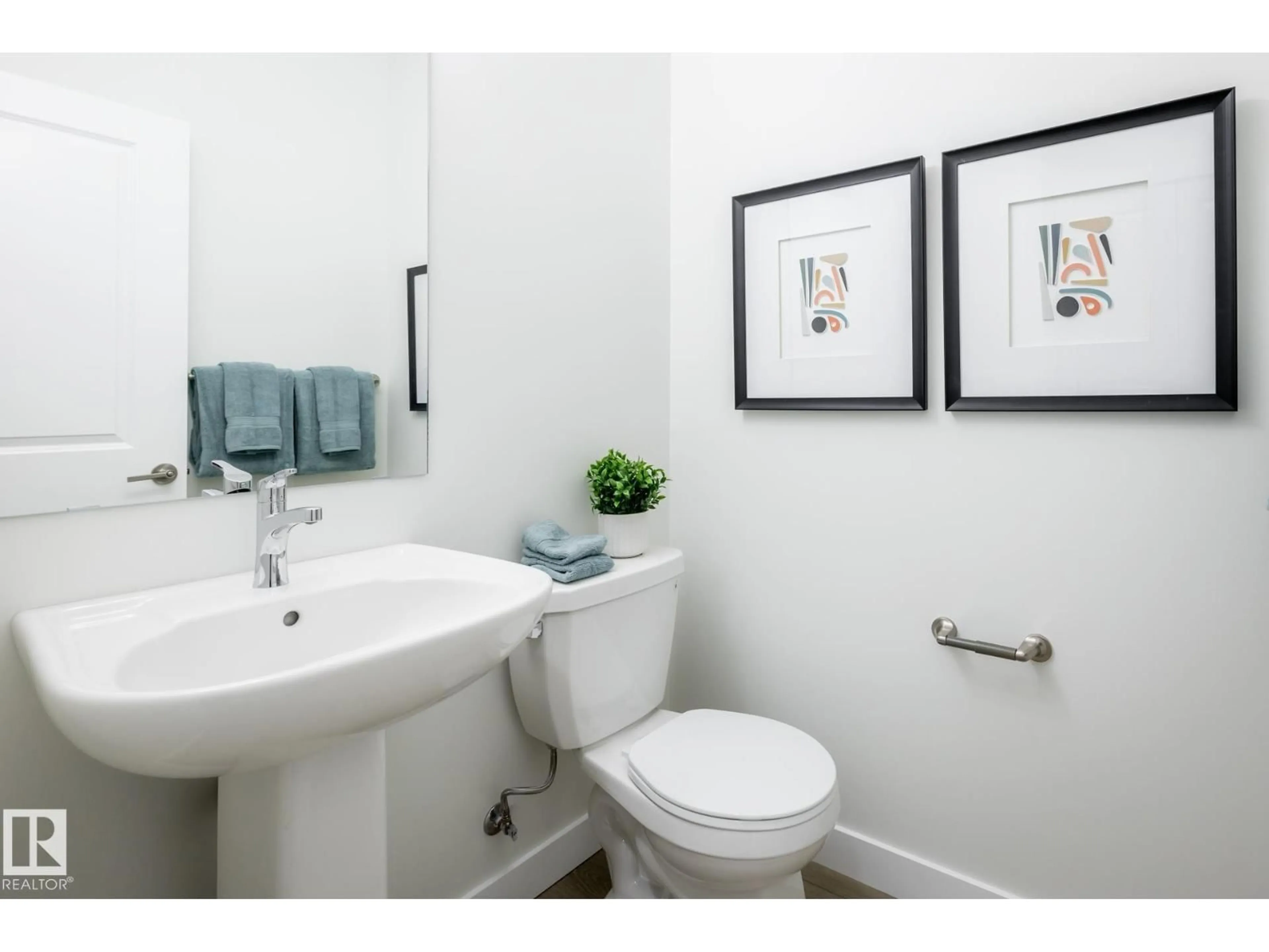 Standard bathroom, ceramic/tile floor for 302 FALCON CR, Leduc Alberta T0B3M3