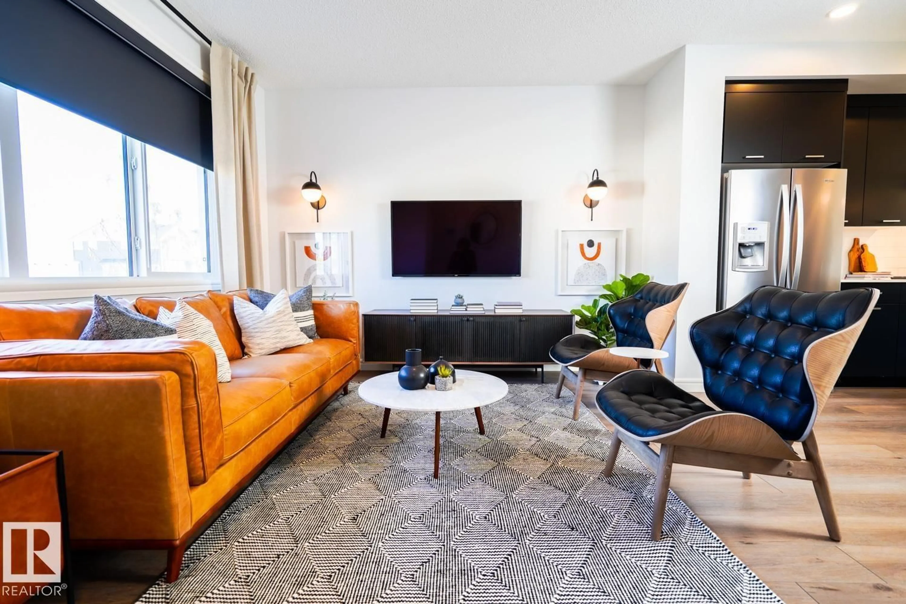 Living room with furniture, carpet floor for 164 SAVOY CR, Sherwood Park Alberta T8H2Y3