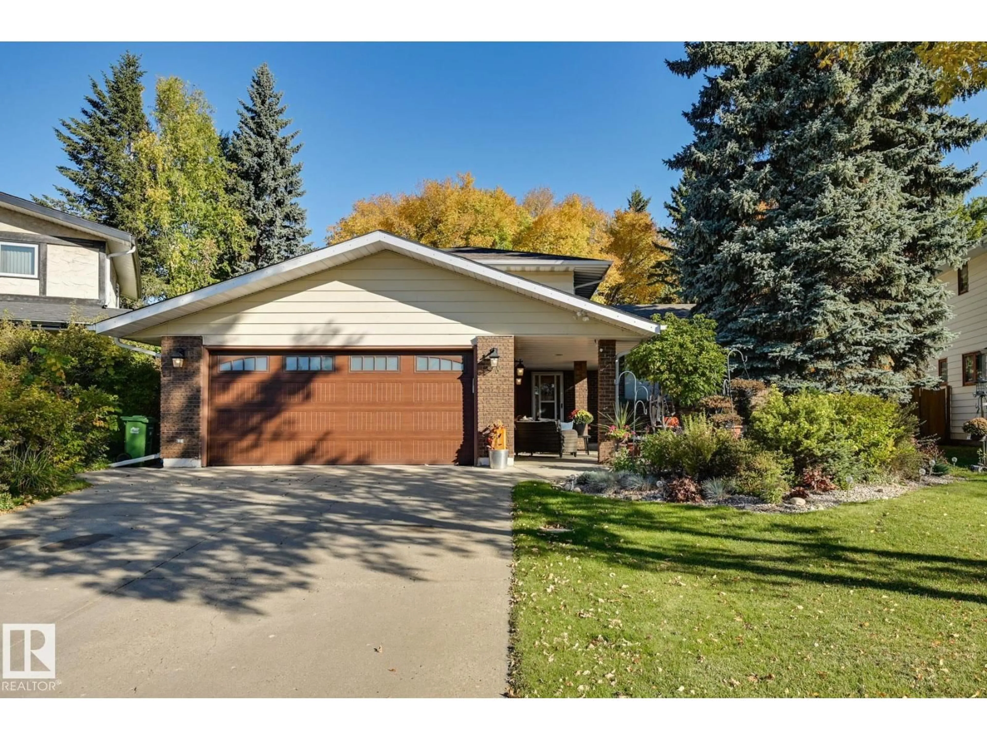 Home with brick exterior material, street for 38 LANCASTER CR, St. Albert Alberta T8N2N8