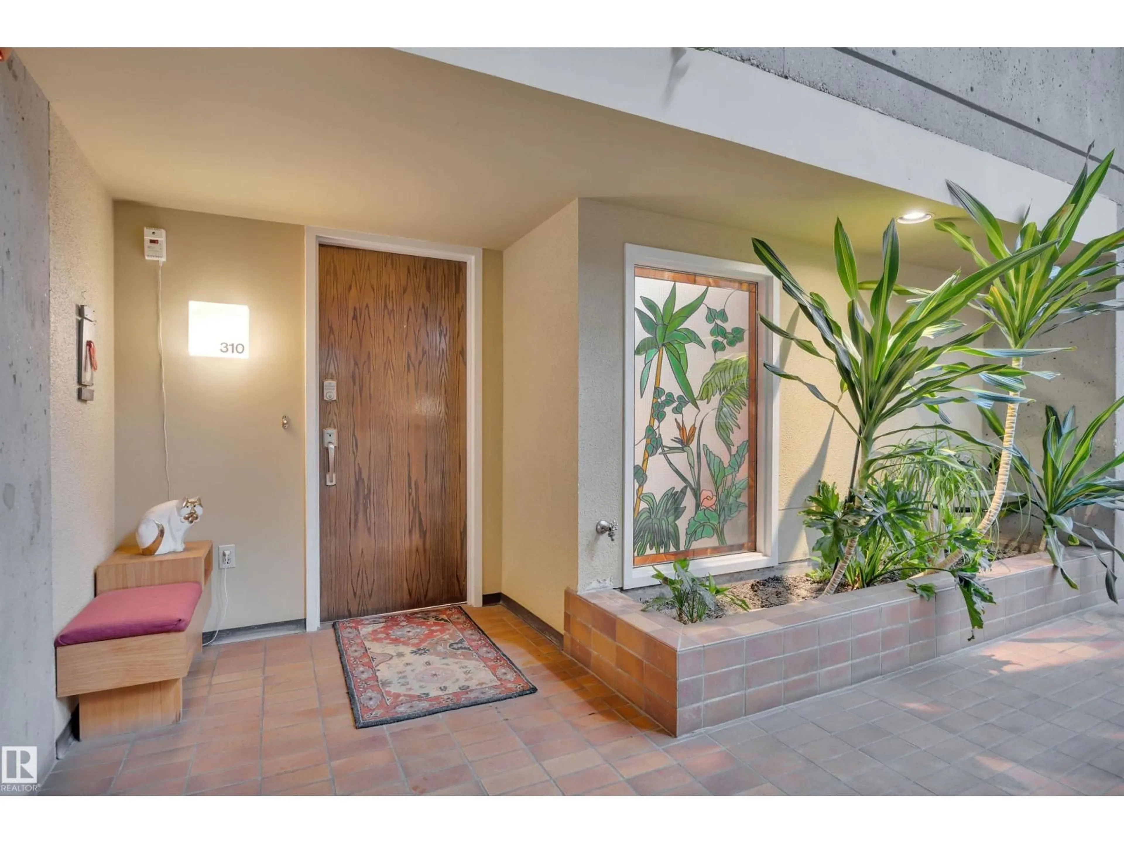 Indoor entryway for #310 - 11220 99 AV, Edmonton Alberta T5K2K6