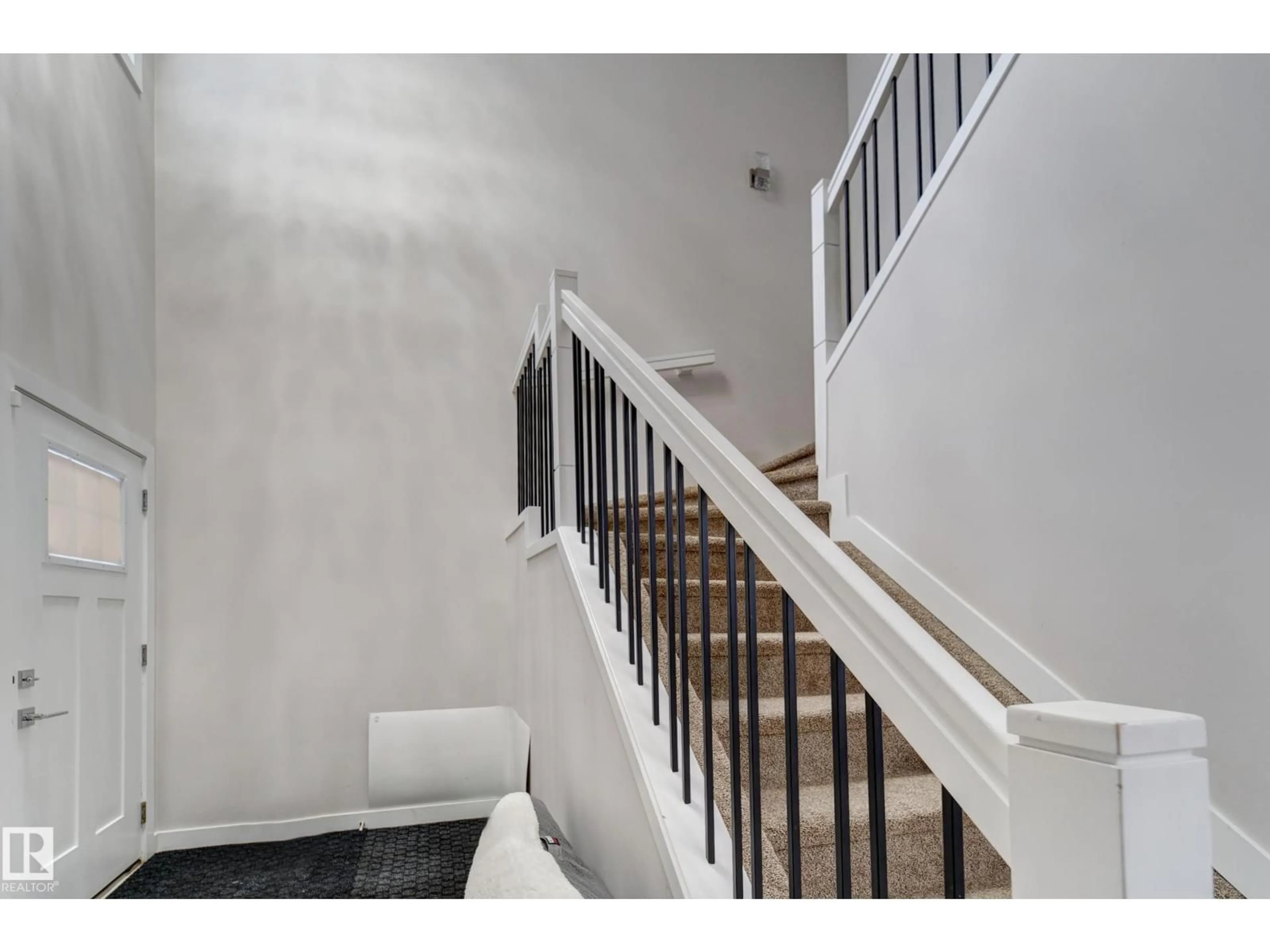 Stairs for #46 - 1703 16 AV, Edmonton Alberta T6T2C3