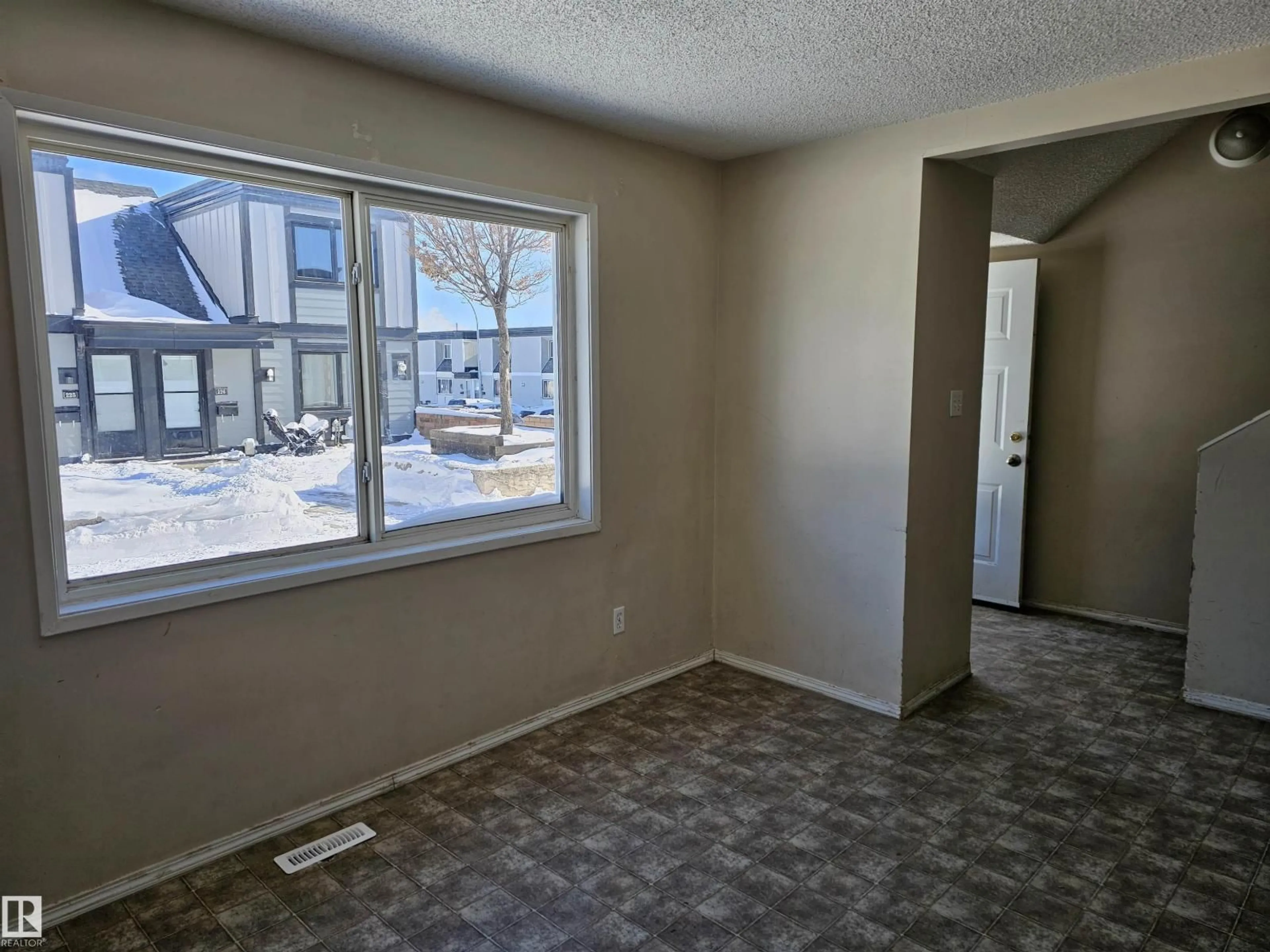 A pic of a room for 206 - 11421 34ST NW, Edmonton Alberta T5W5J7