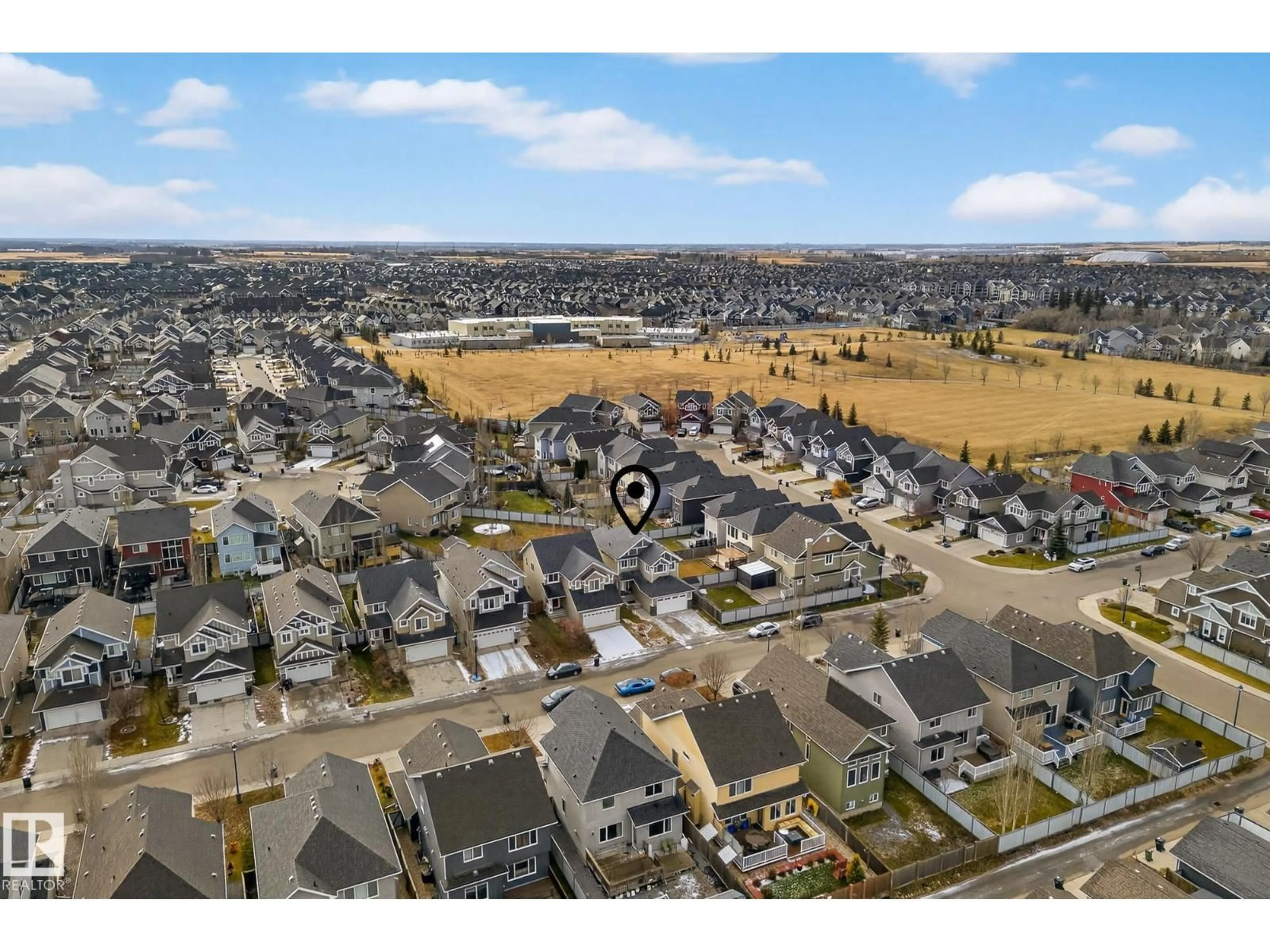 A pic from outside/outdoor area/front of a property/back of a property/a pic from drone, street for 7915 18 AVE, Edmonton Alberta T6H5S1