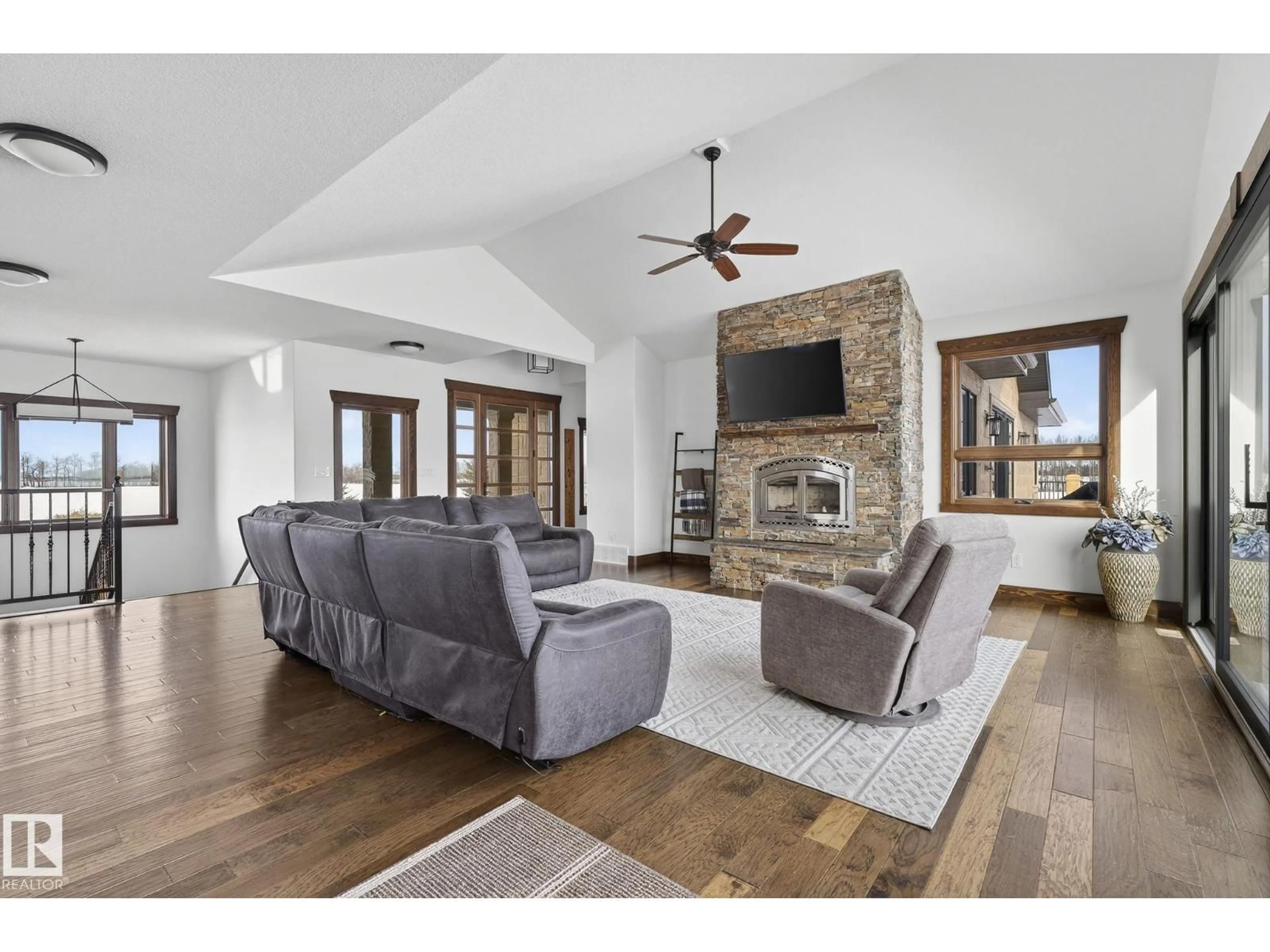 Living room with furniture, unknown for 56229 RGE ROAD 242, Rural Sturgeon County Alberta T0A0K3