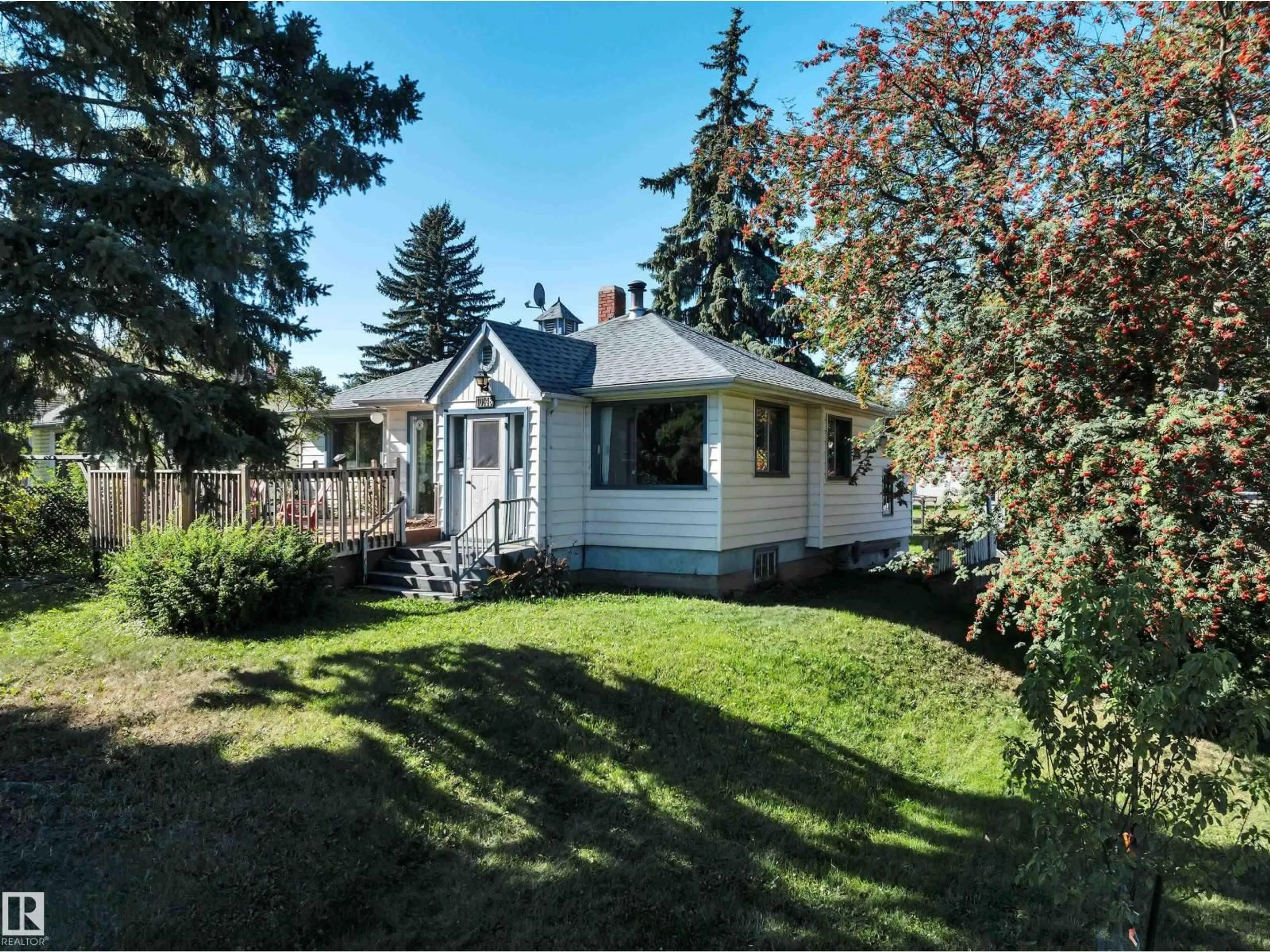 Unknown for NW - 10148 87 ST, Edmonton Alberta T5H1N4