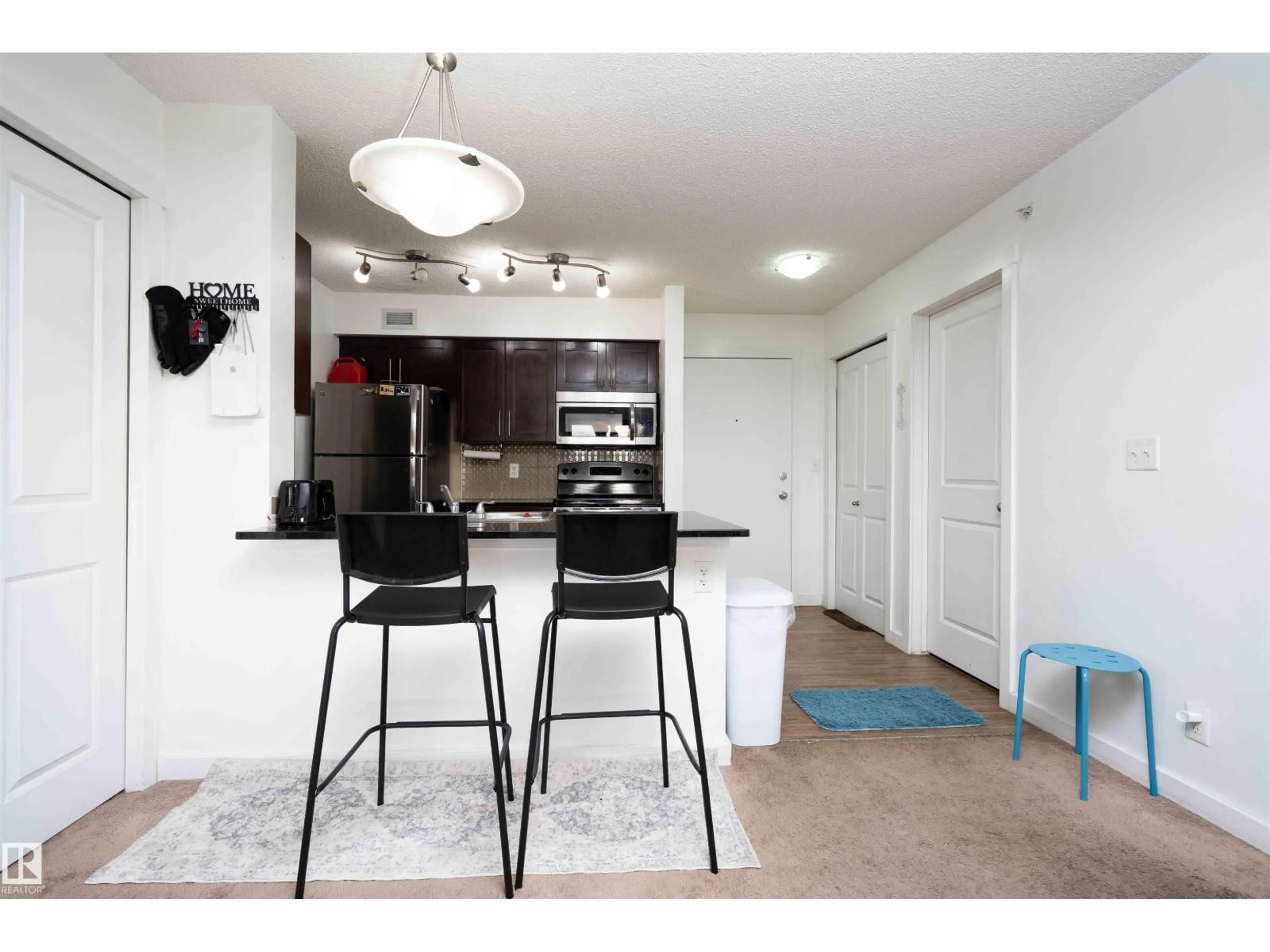 Unknown for 415 111 WATT CM, Edmonton Alberta T6X2C6