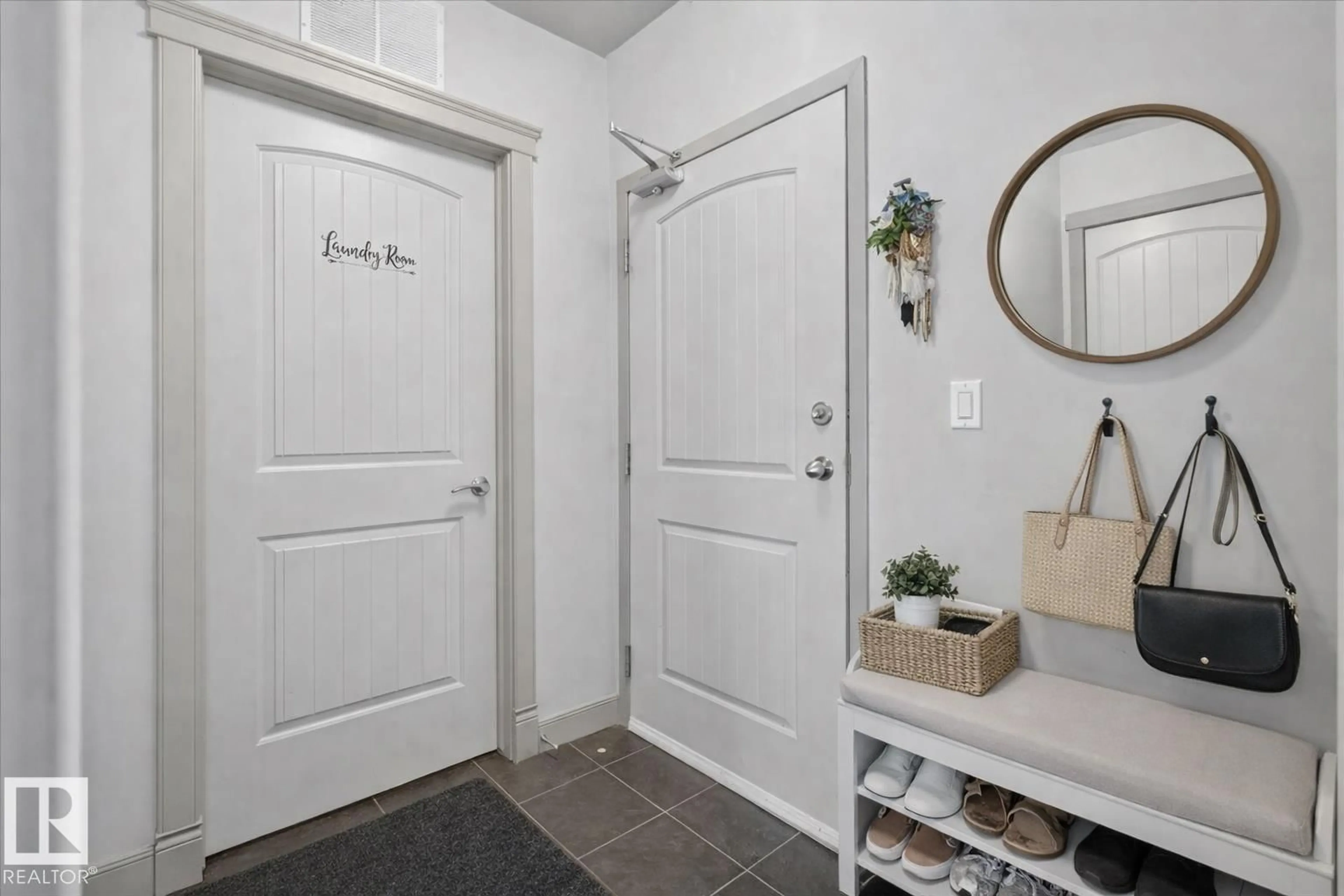 Indoor entryway for #208 - 4415 48 ST, Leduc Alberta T9E5Y3