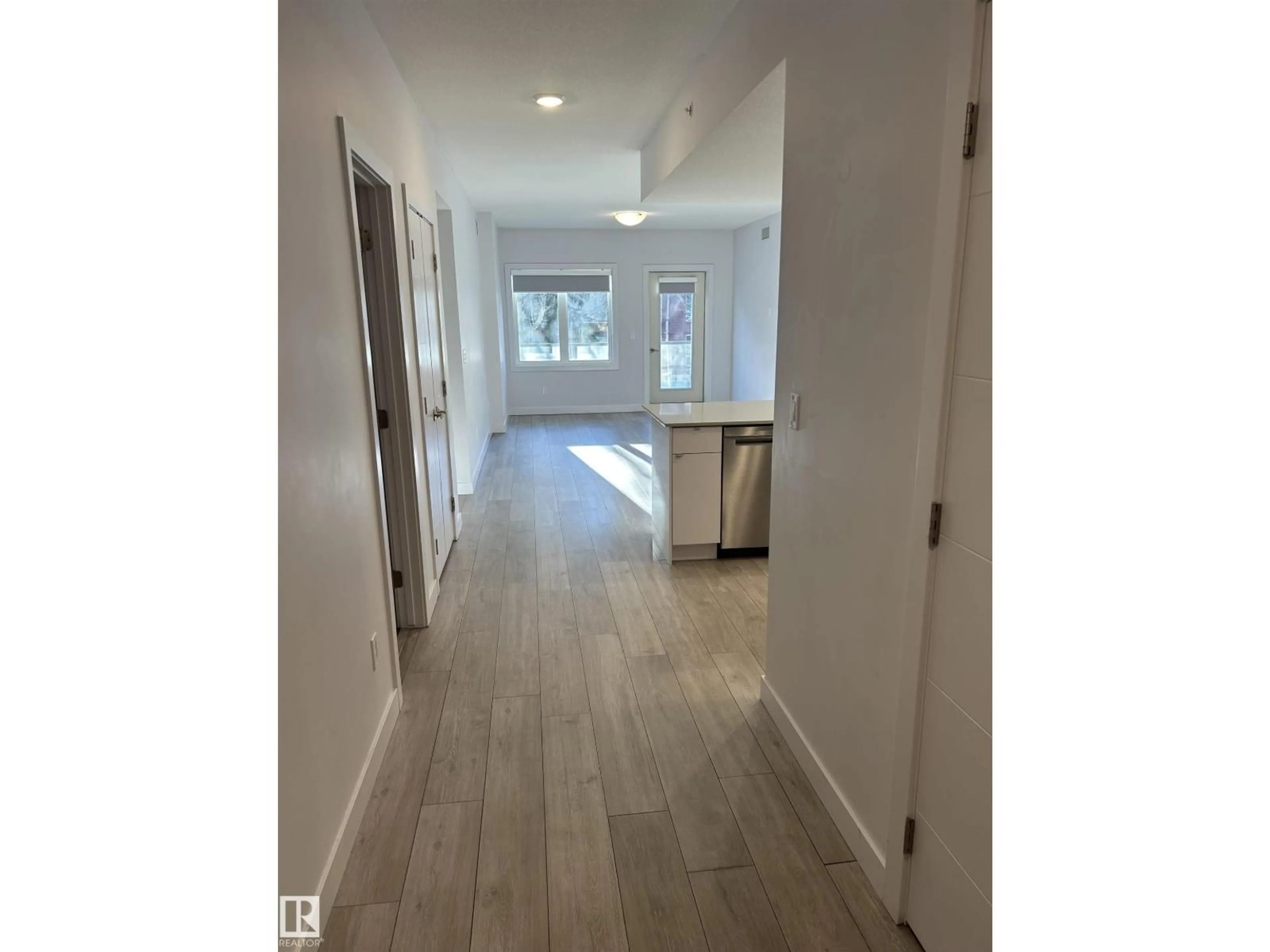 Indoor entryway for #202 - 8510 90 ST, Edmonton Alberta T6C3L5