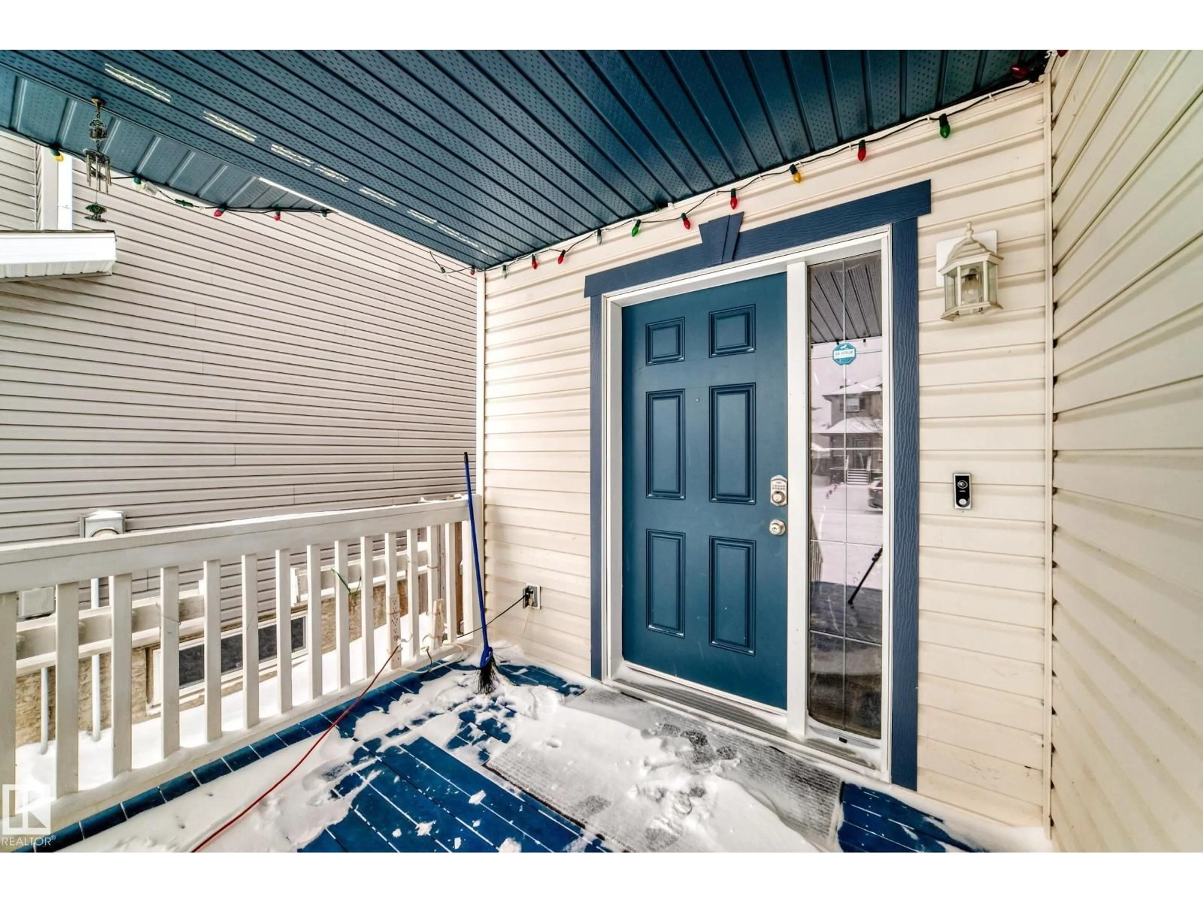 Indoor entryway for 113 KEYSTONE LN, Leduc Alberta T9E0J5