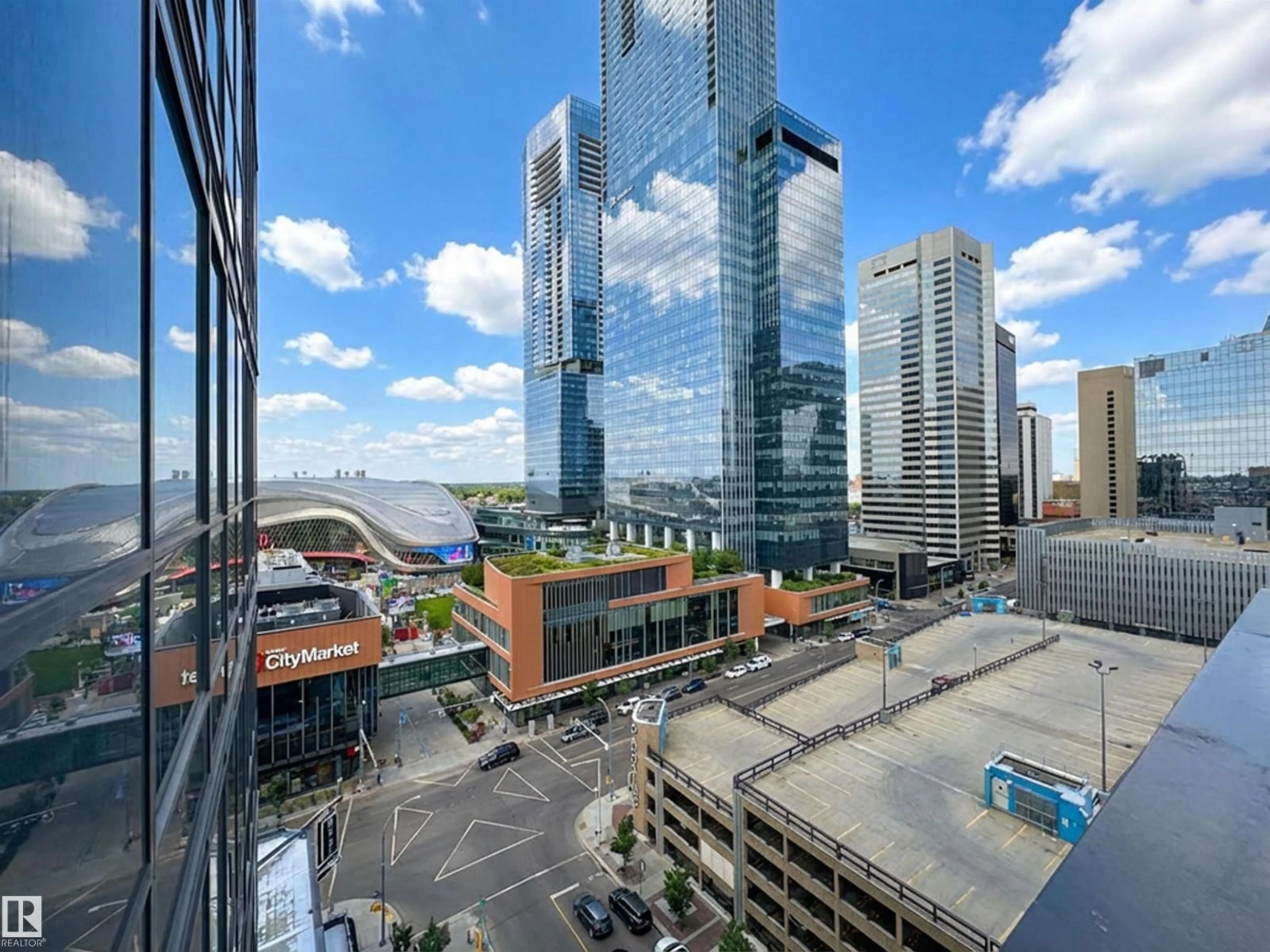 A pic from outside/outdoor area/front of a property/back of a property/a pic from drone, city buildings view from balcony for 1202 103 ST NW, Edmonton Alberta T5J0G6