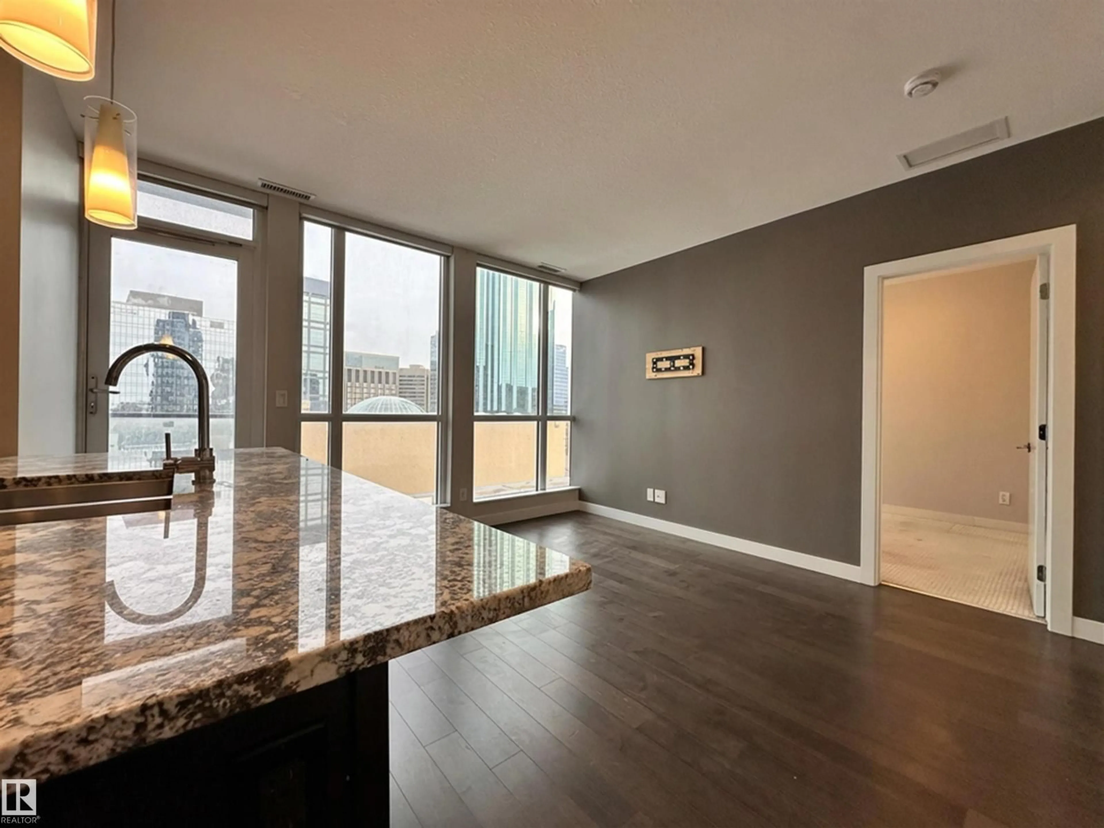 Unknown for 1202 103 ST NW, Edmonton Alberta T5J0G6