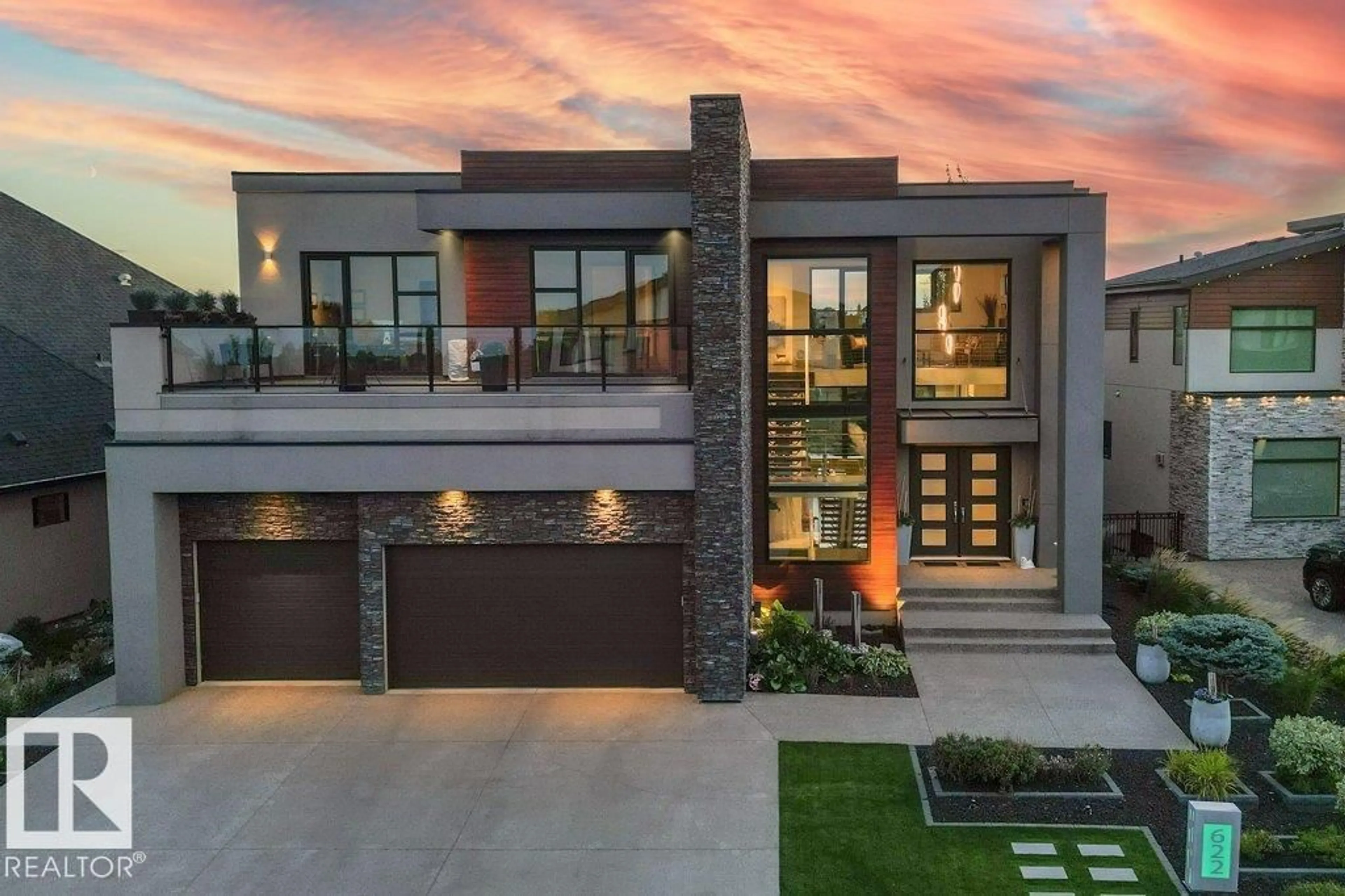 Home with brick exterior material, street for 622 HOWATT DR, Edmonton Alberta T6W2T6