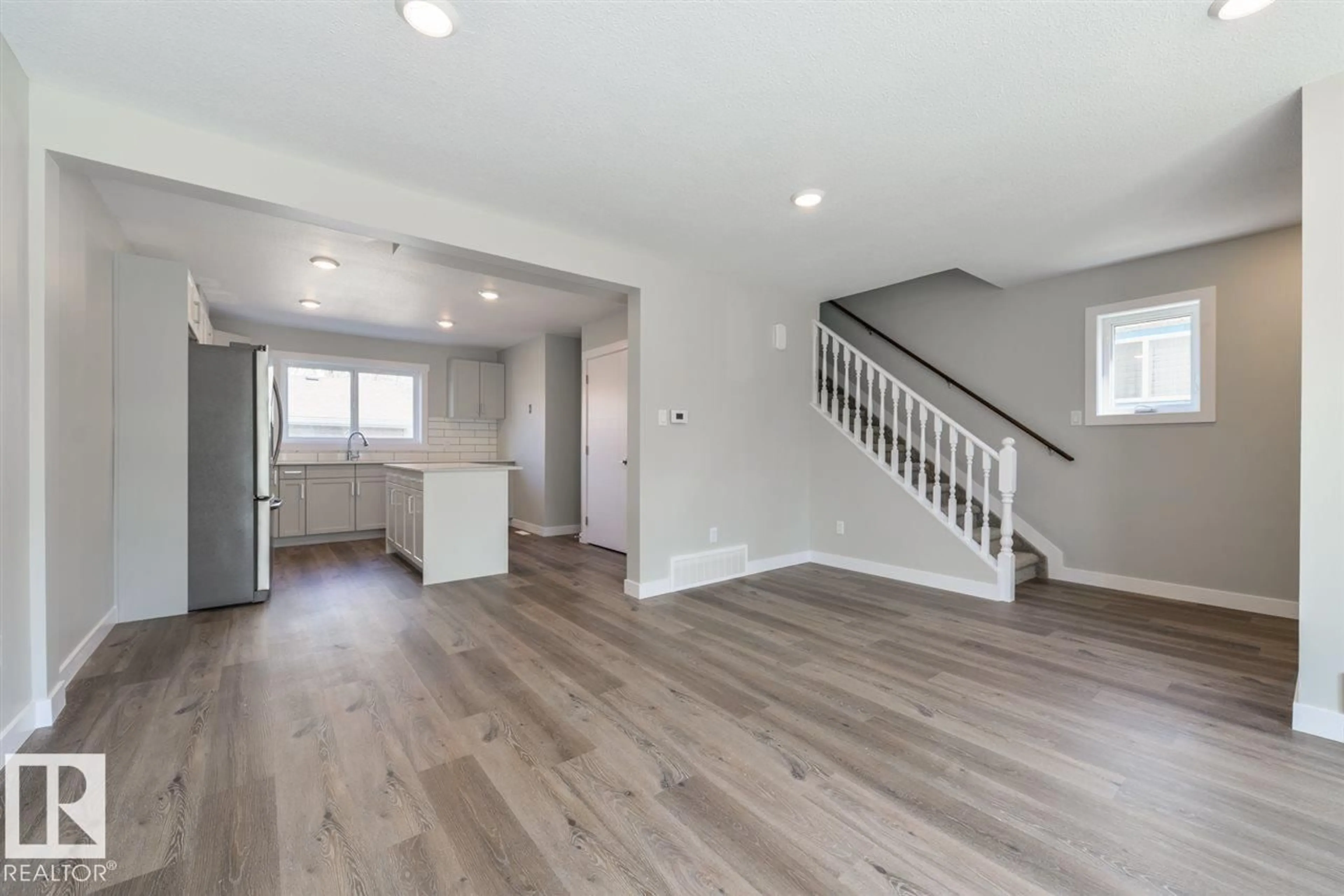 Unknown for NW - 7940/7942 82 AV, Edmonton Alberta T6C0Y2