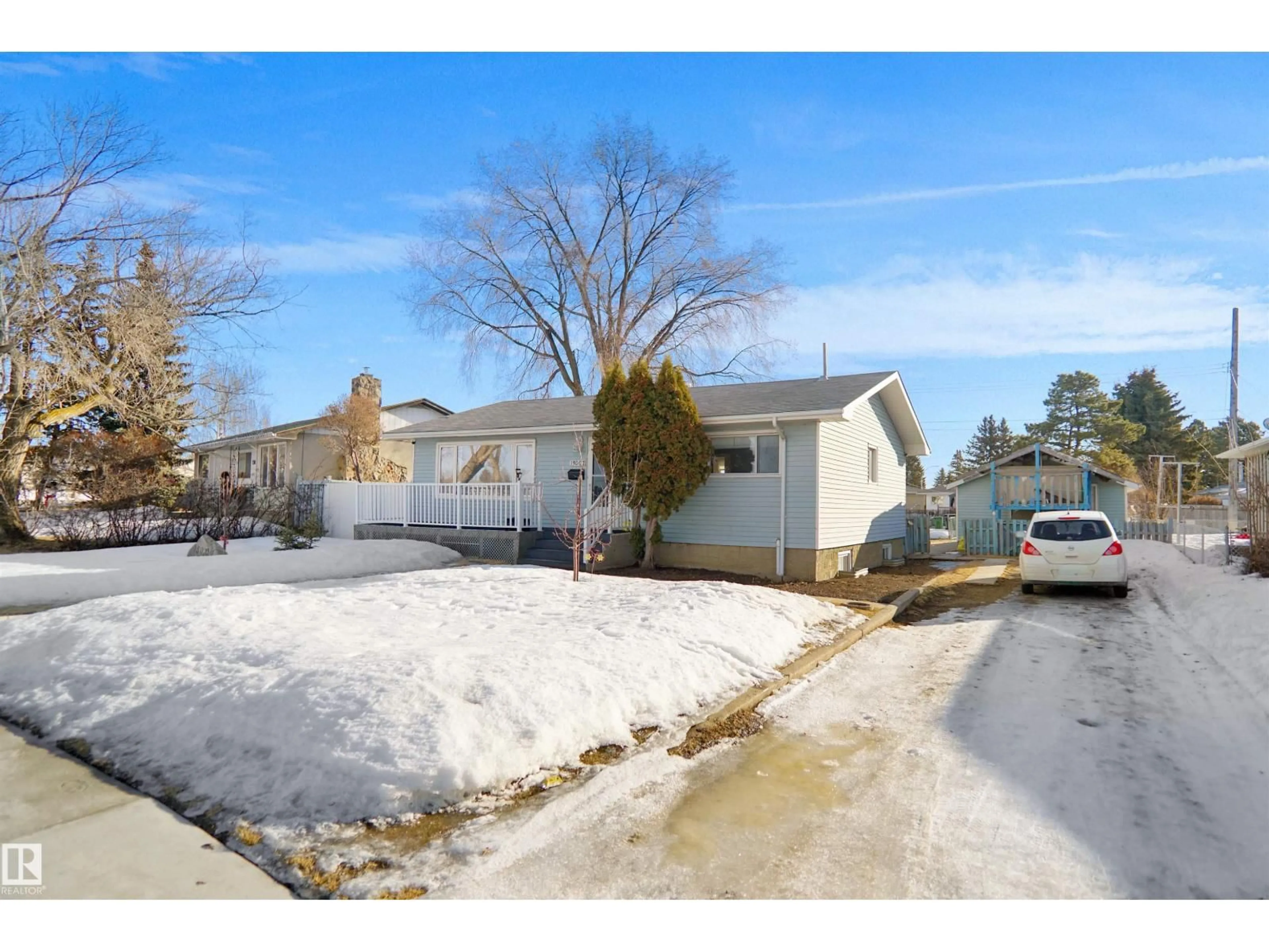 Unknown for NW - 13007 93 ST, Edmonton Alberta T5E3T3